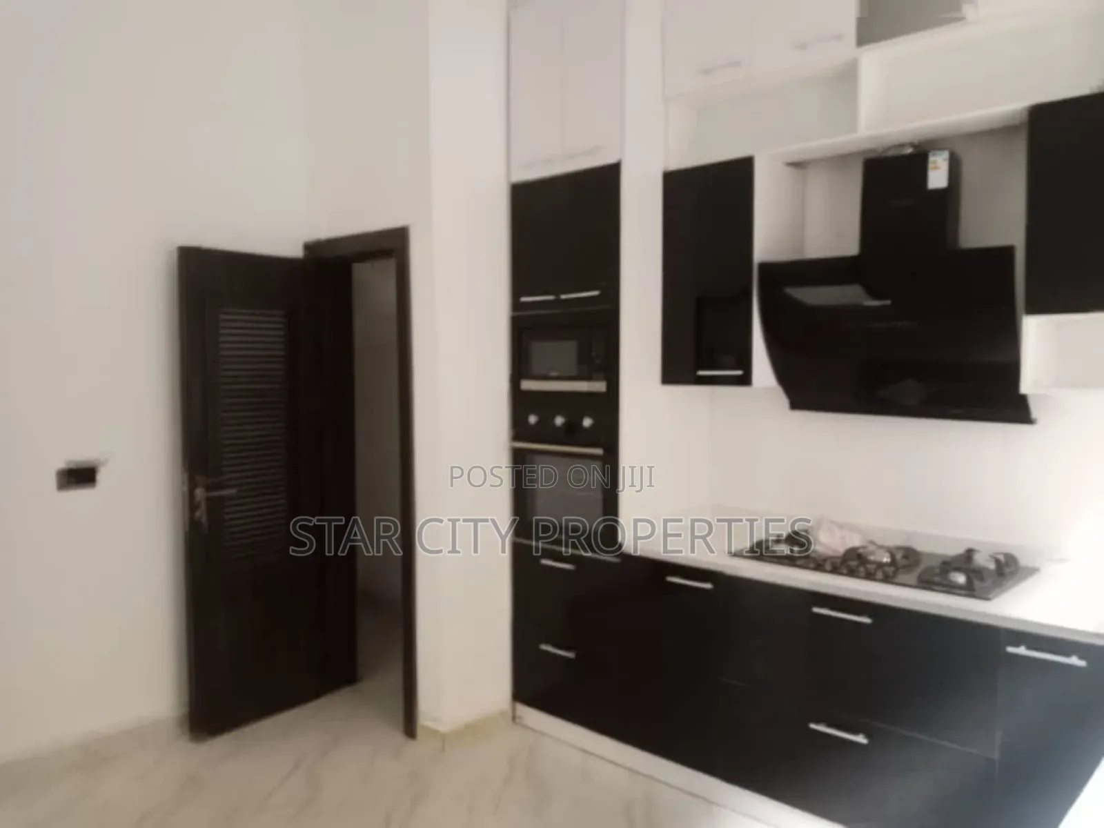 4bdrm Duplex in Estate, Oregun for rent in Oregun