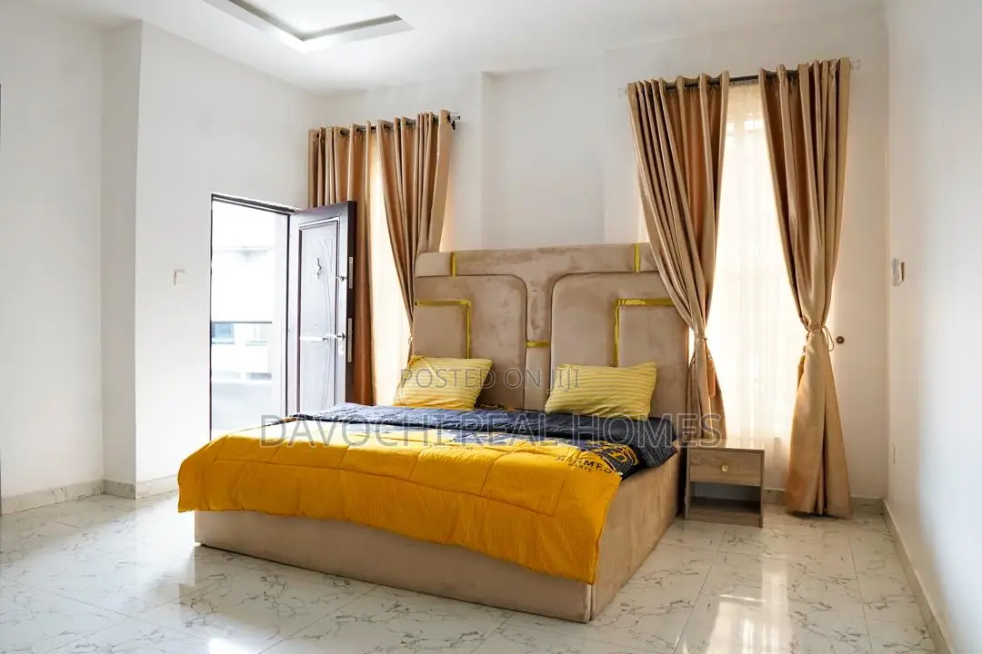 Furnished 4bdrm Duplex in Conservation Road, for rent in Chevron