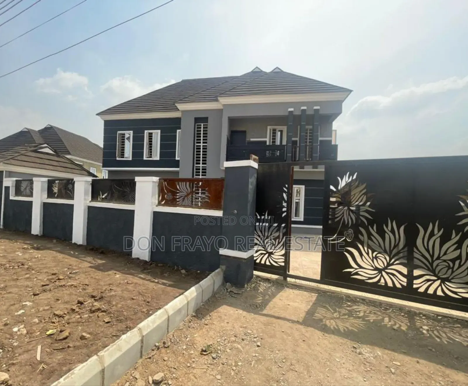 5bdrm Duplex in Air Force Estate, Akobo for sale in Akobo