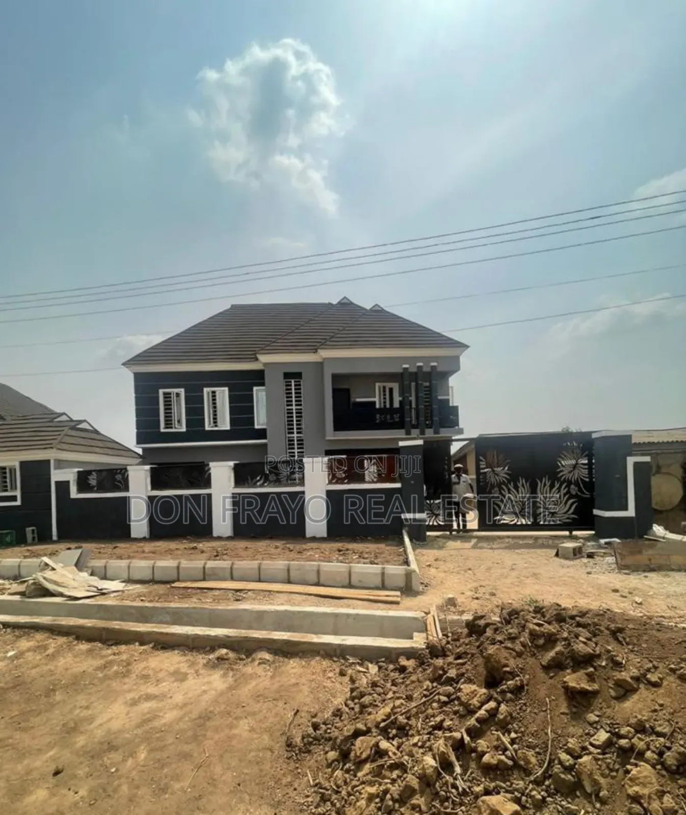 5bdrm Duplex in Air Force Estate, Akobo for sale in Akobo