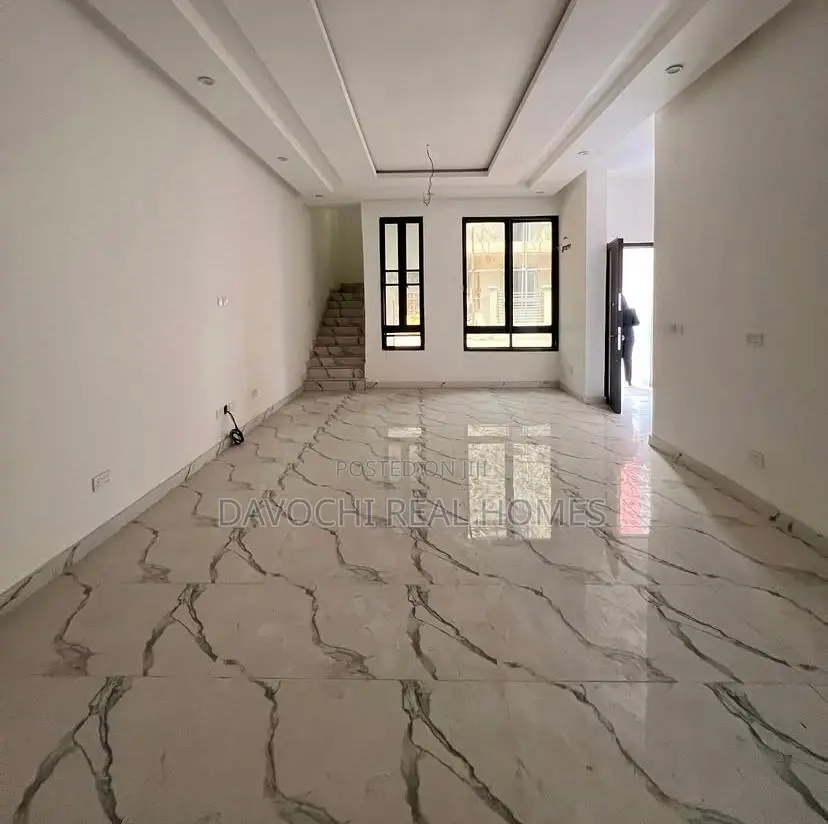 Furnished 4bdrm Duplex in Lekki Phase1 for rent in Lekki Phase 1