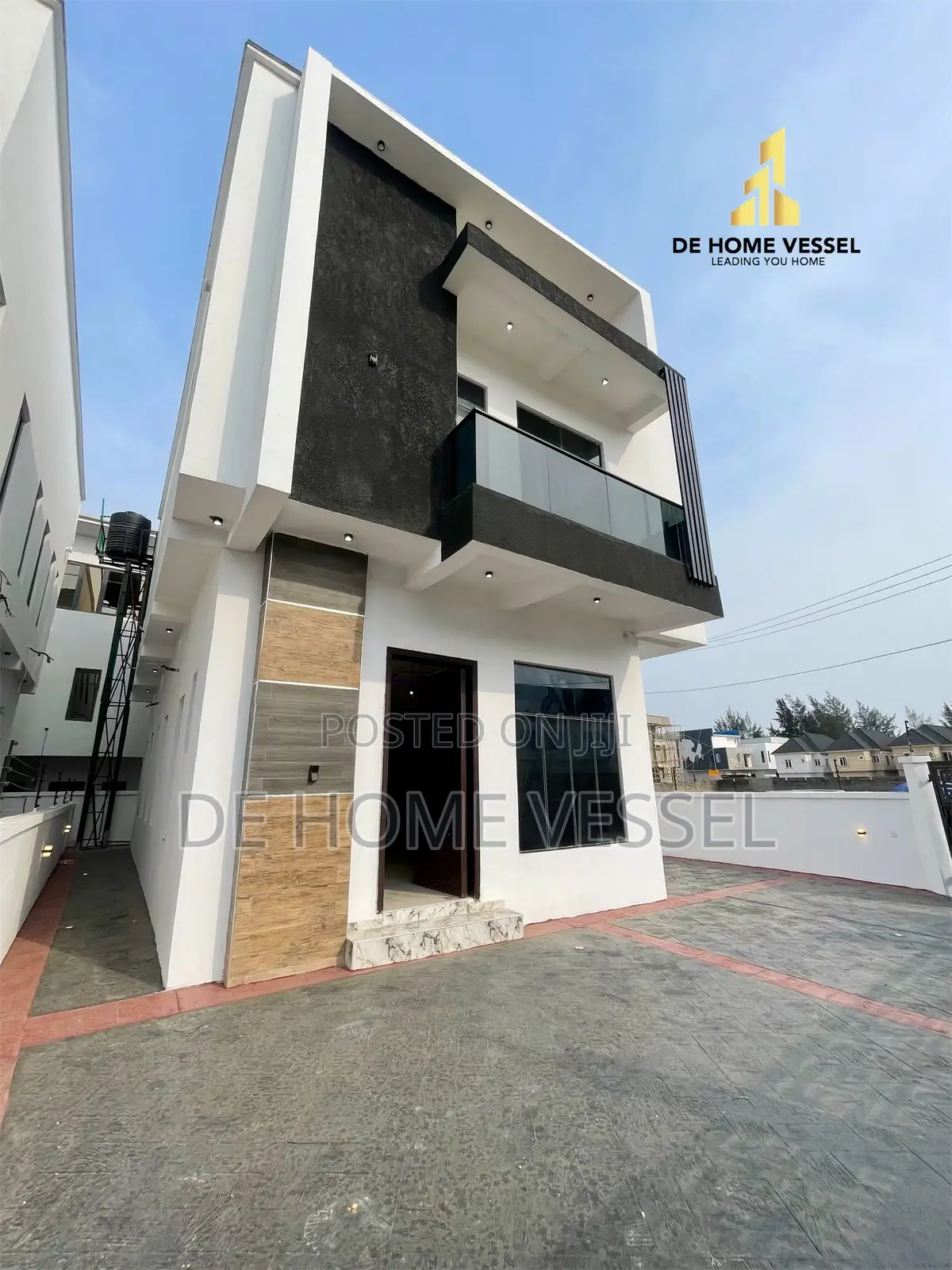 4bdrm Duplex in Ikota for sale in Ikota