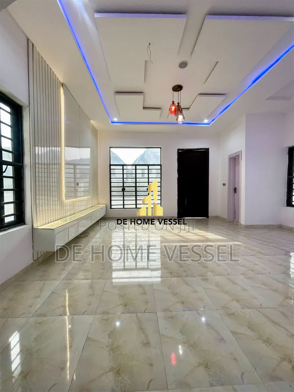 4bdrm Duplex in Ikota for sale in Ikota