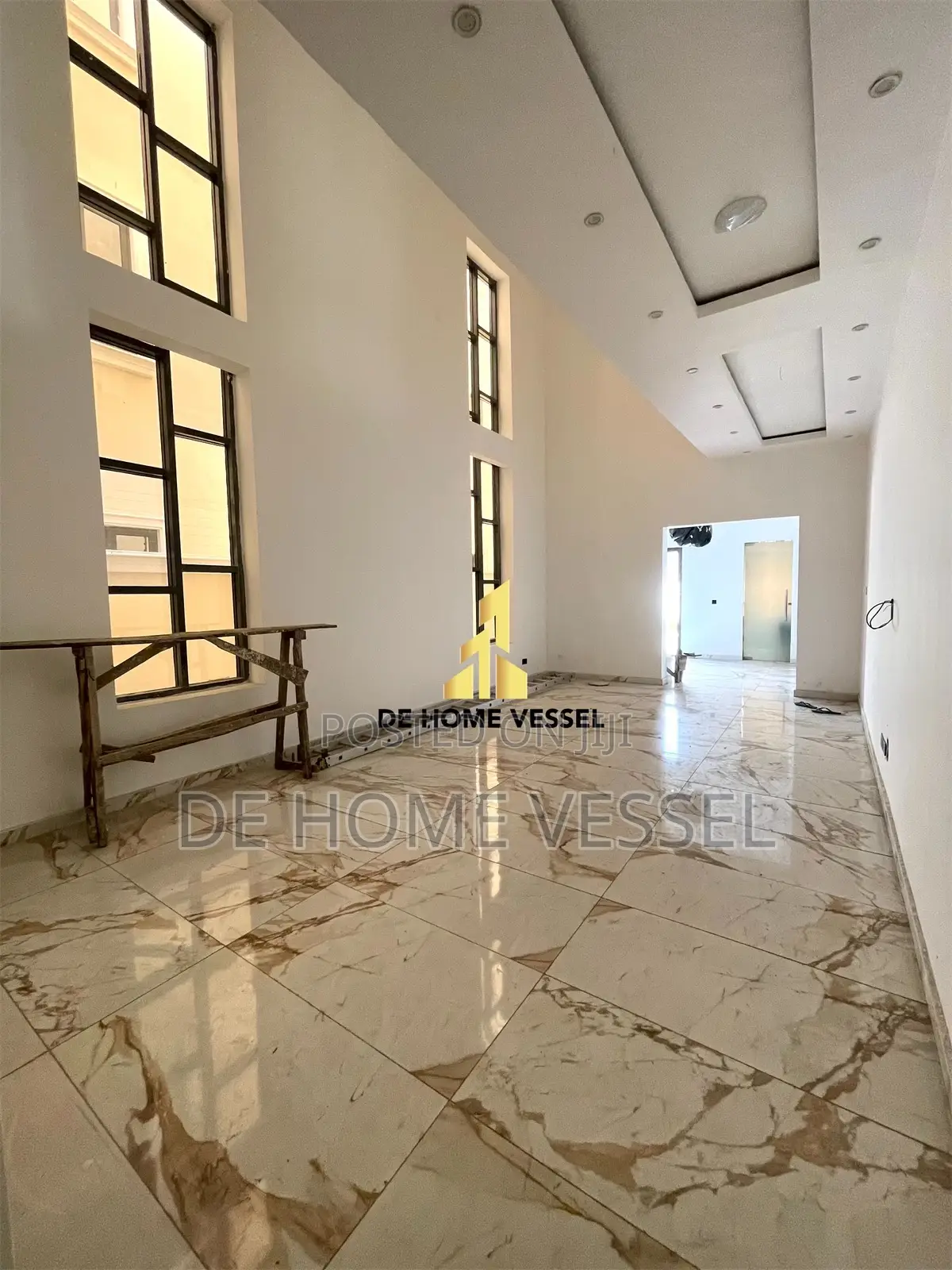 5bdrm Duplex in Lekki Phase 1 for sale in Lekki Phase 1