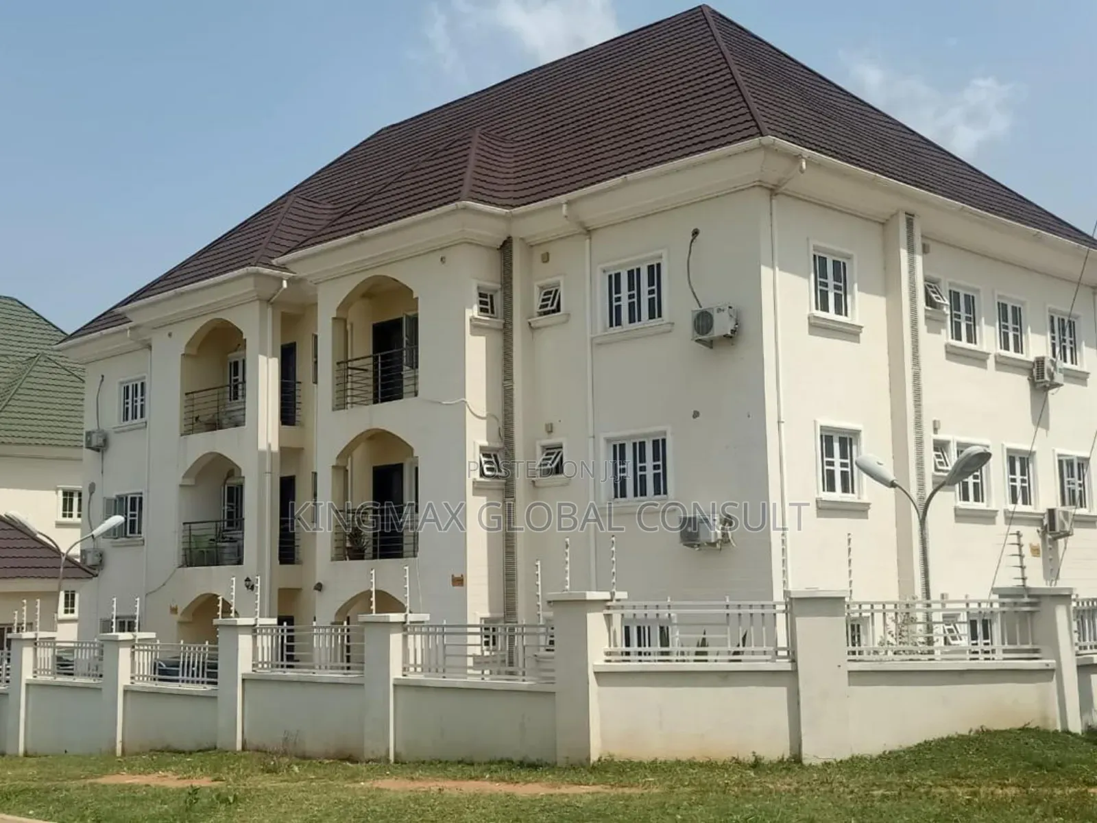 2bdrm Block of Flats in Wuye for sale in Wuye