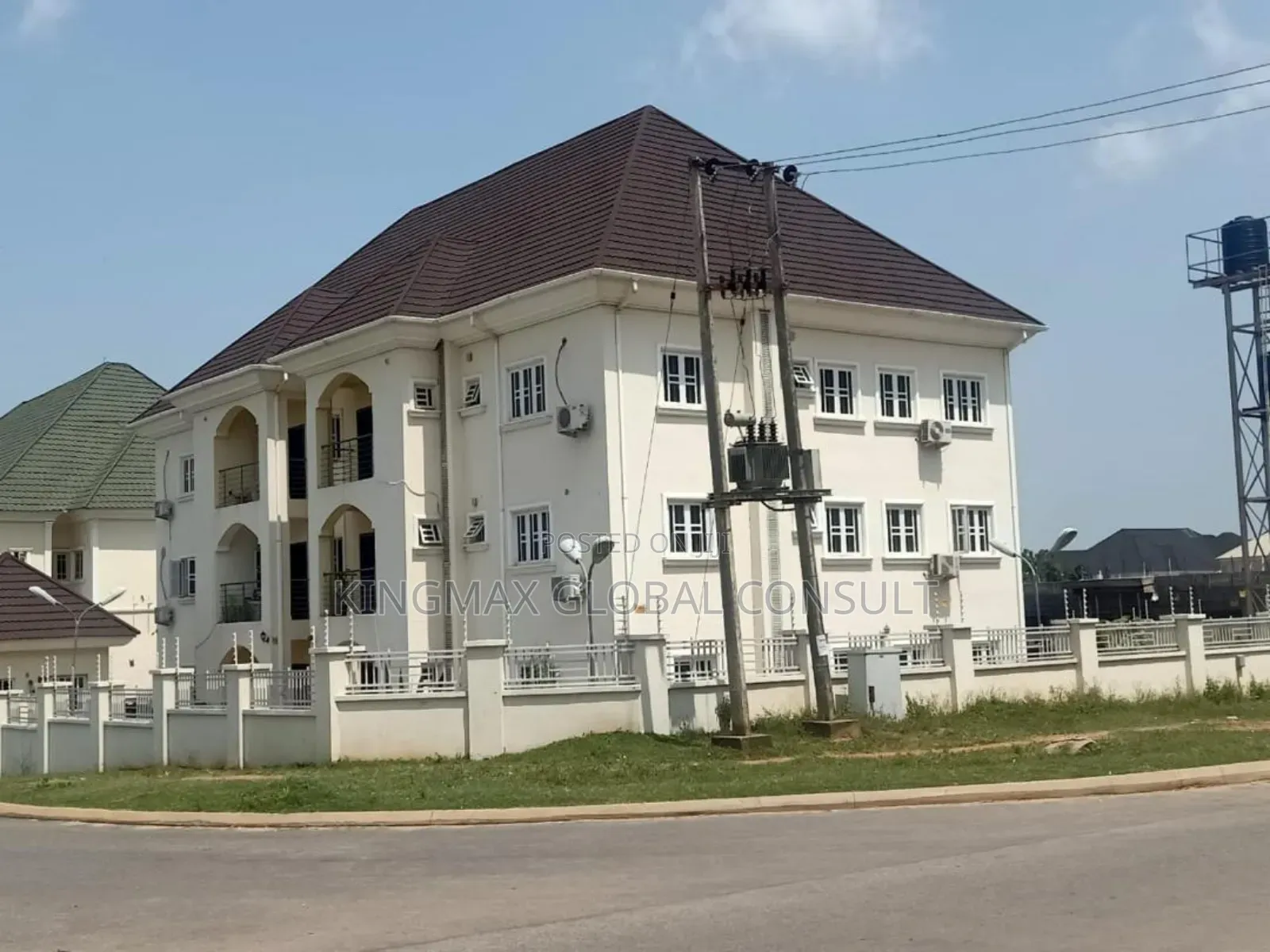 2bdrm Block of Flats in Wuye for sale in Wuye
