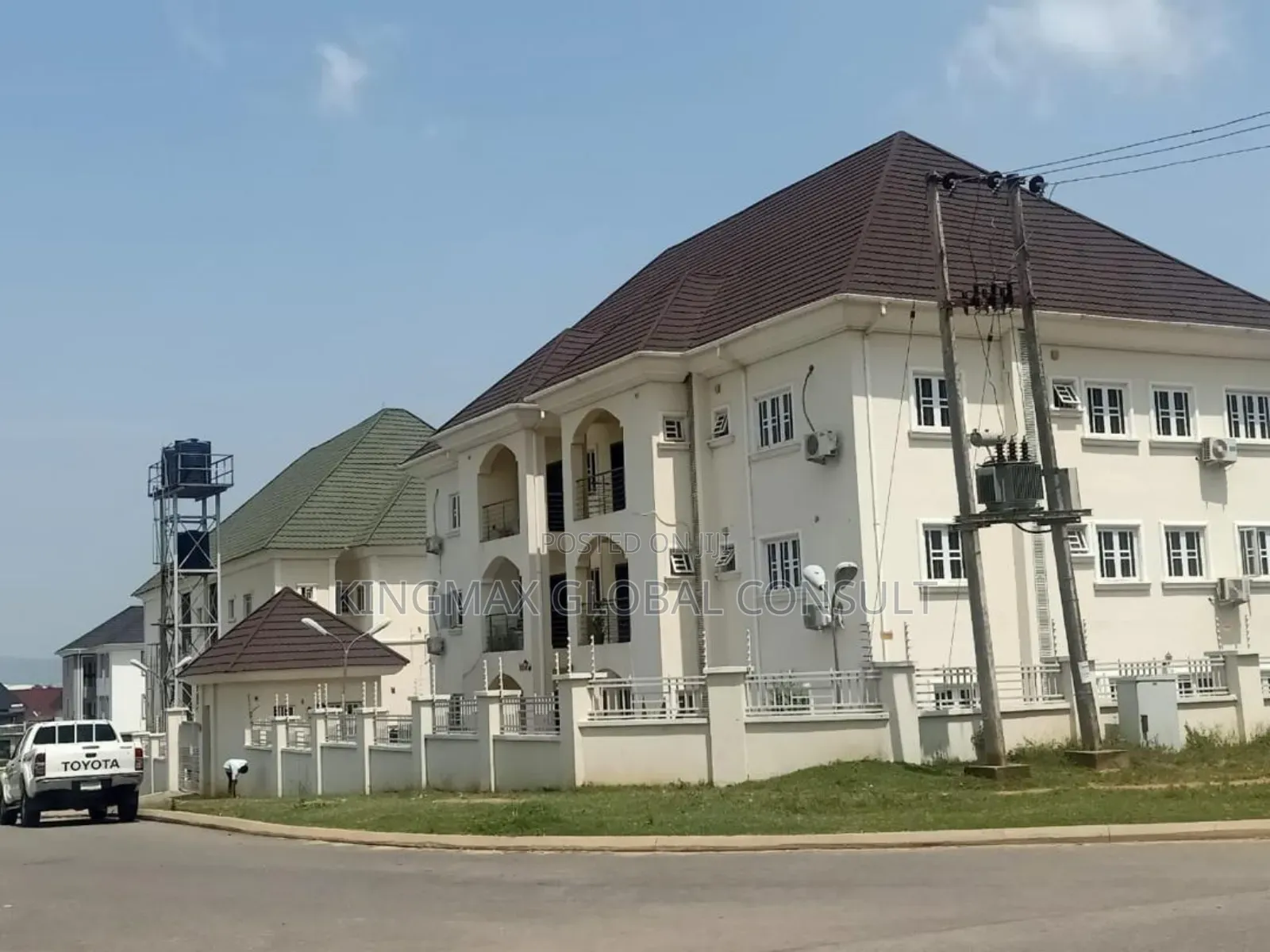2bdrm Block of Flats in Wuye for sale in Wuye