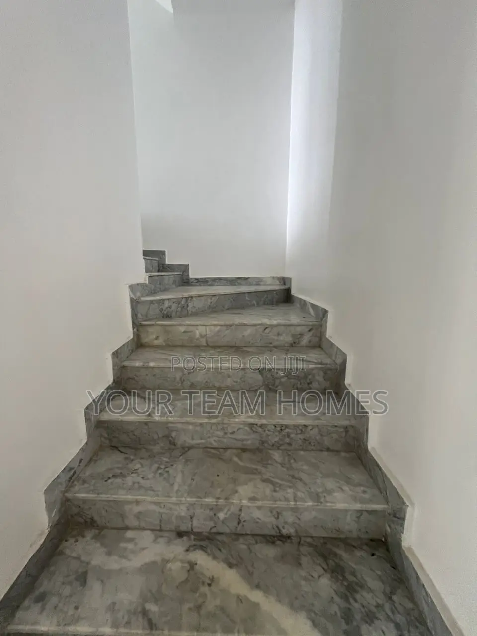 5bdrm Duplex in Katampe Extension for sale in Katampe Extension