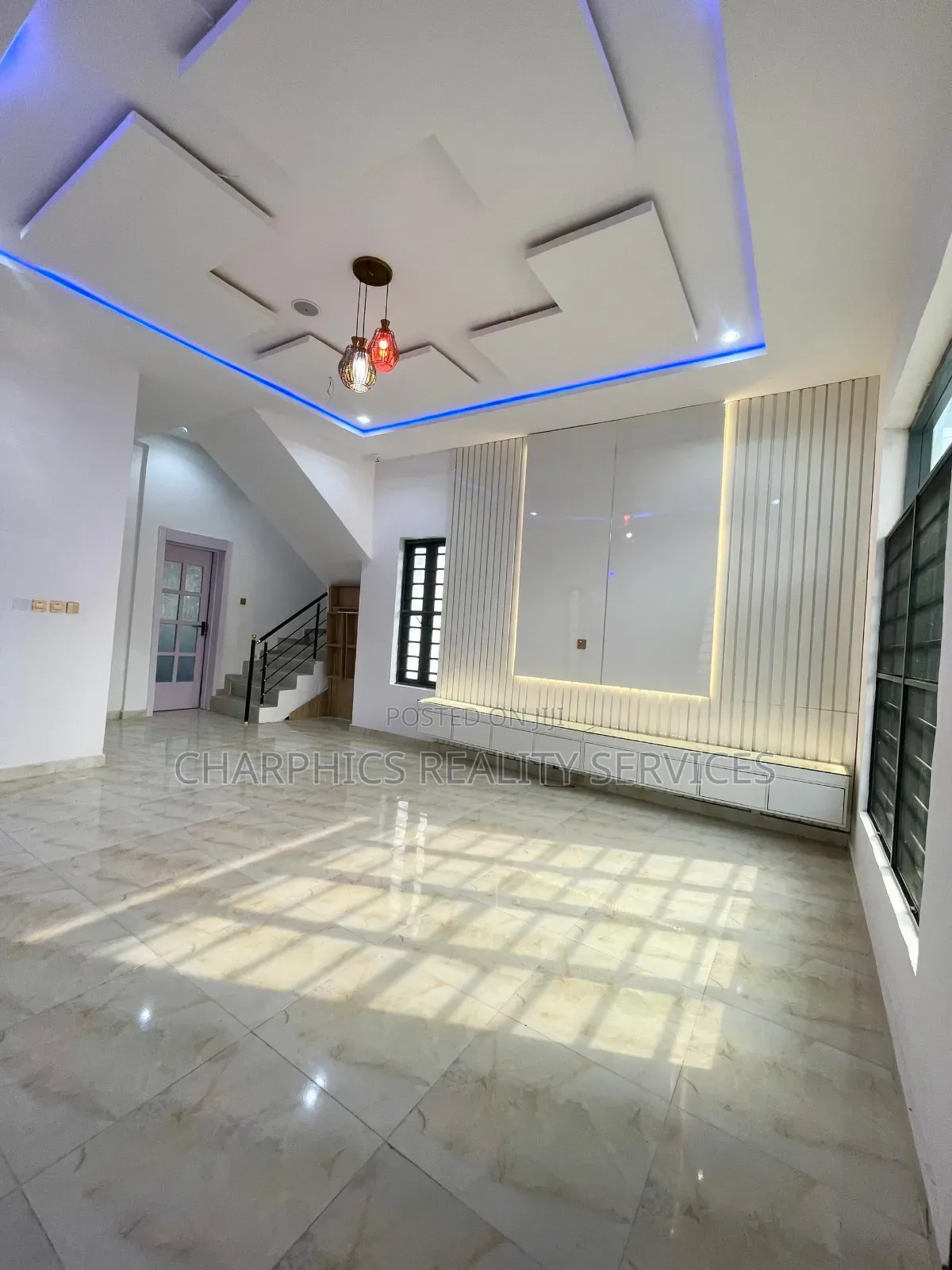 4bdrm Duplex in Ikota for sale in Ikota
