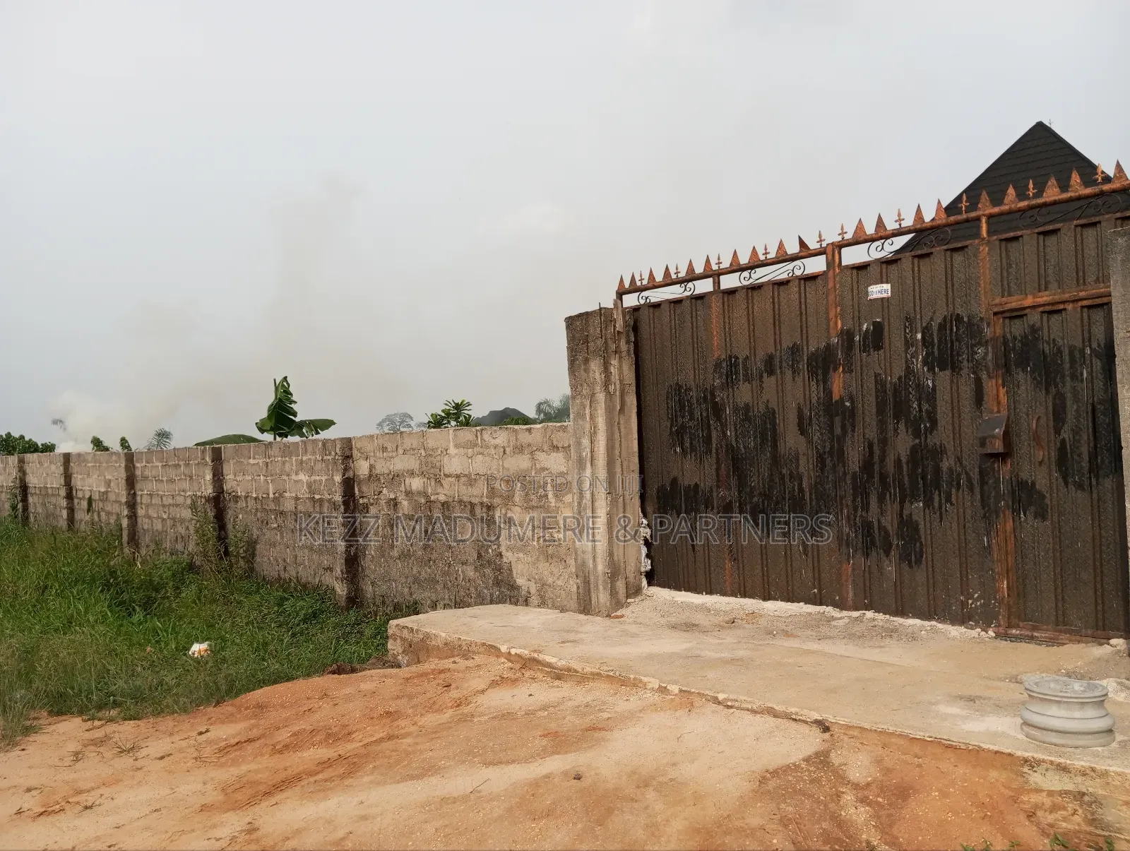 For Sale: 2 Fenced Plots ,Road 1 , Royal Est , Sars Rd , Ph in Port-Harcourt