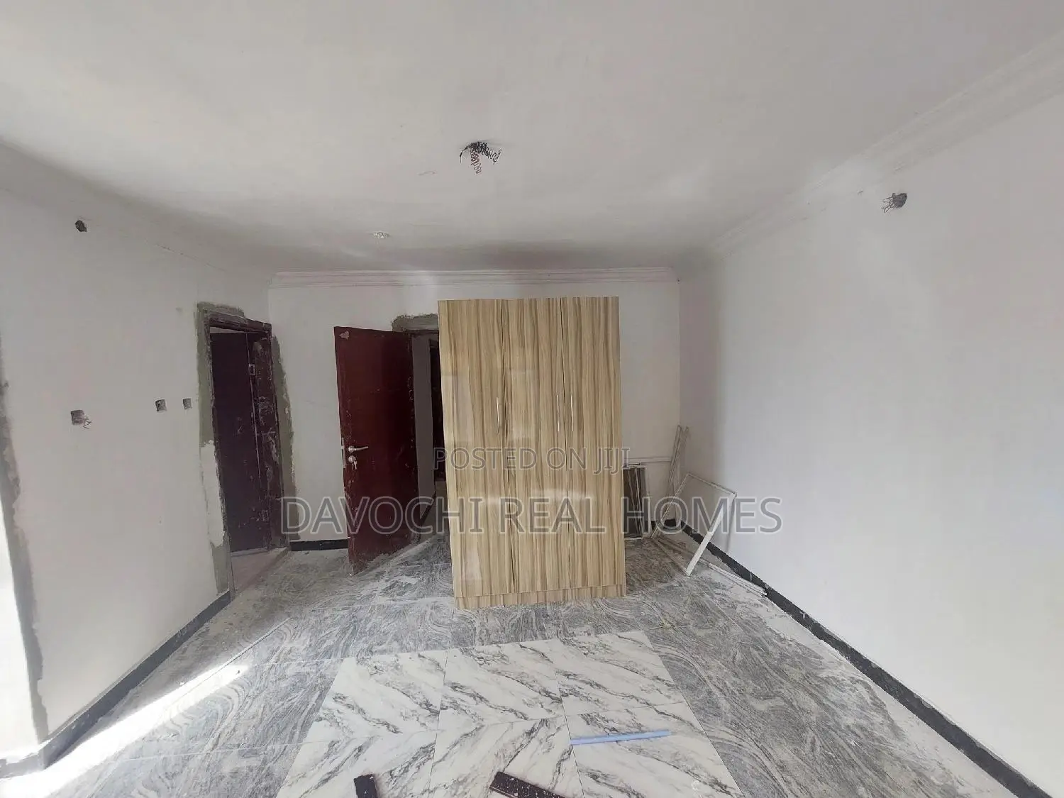 3bdrm Apartment in Orchid Road, Lekki for rent in Lekki