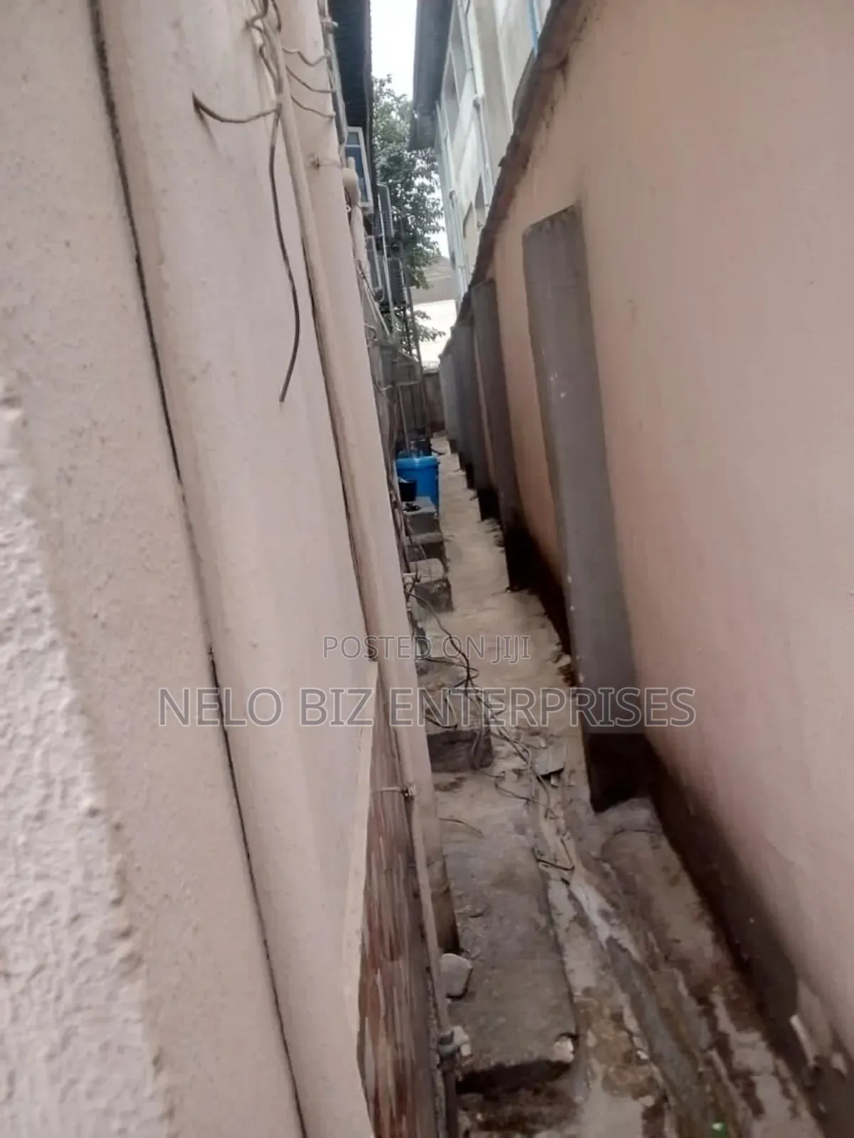 20bdrm Apartment in Owerri for sale in Owerri