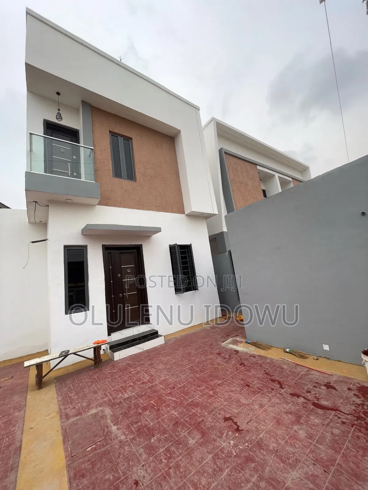 Furnished 3bdrm Duplex in Alimosho for sale in Alimosho