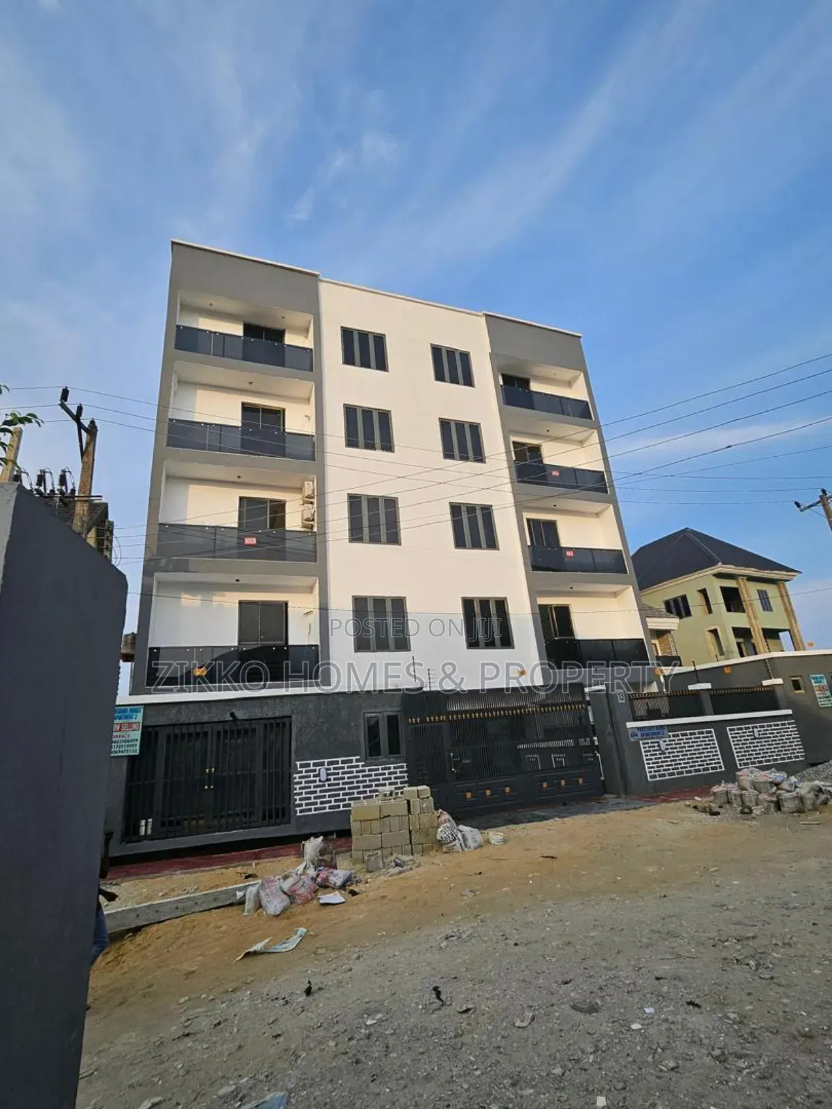 2bdrm Apartment in Ikate, Lekki Phase 1 for sale in Lekki Phase 1