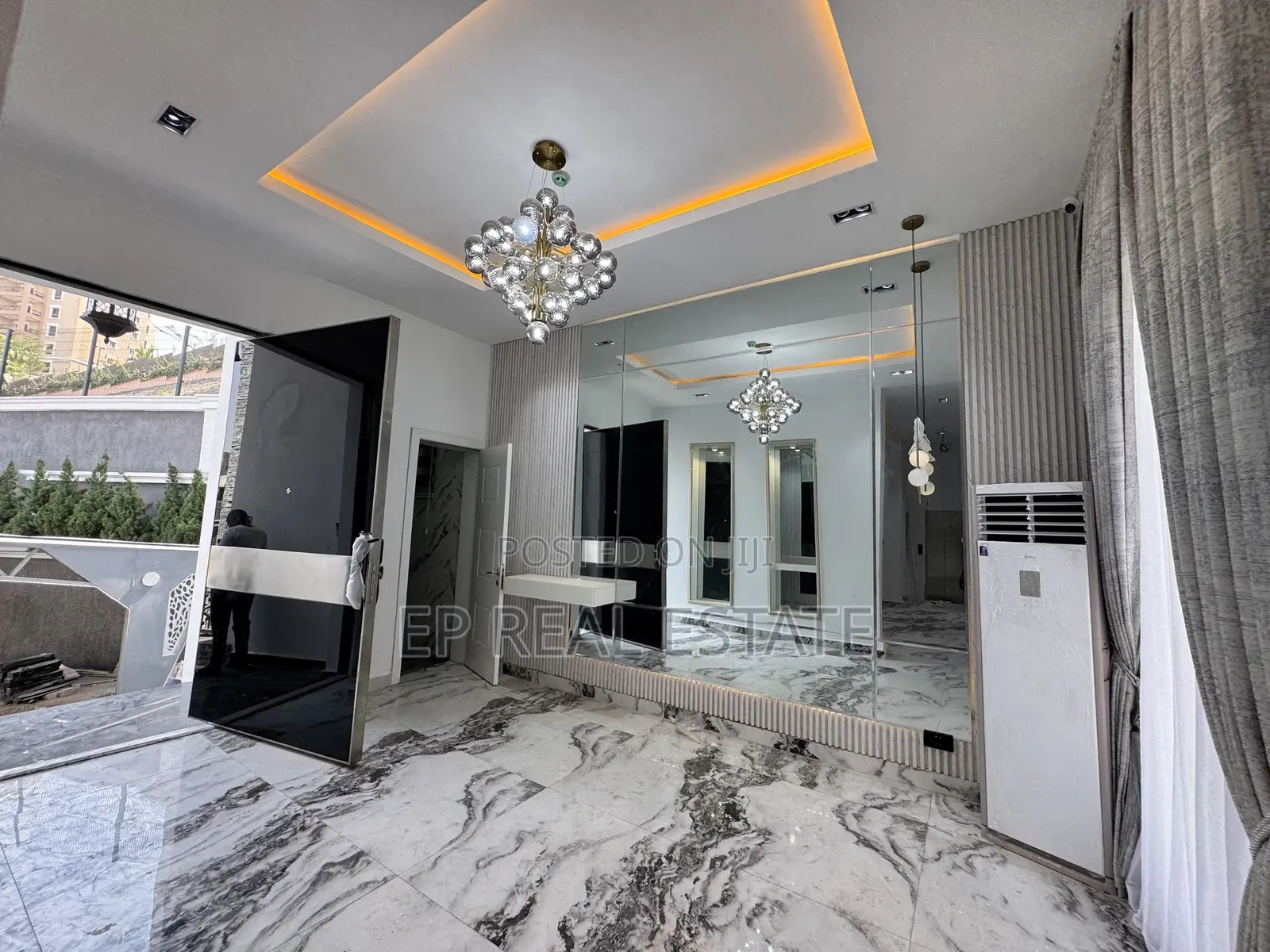 7bdrm Duplex in Asokoro for sale in Asokoro