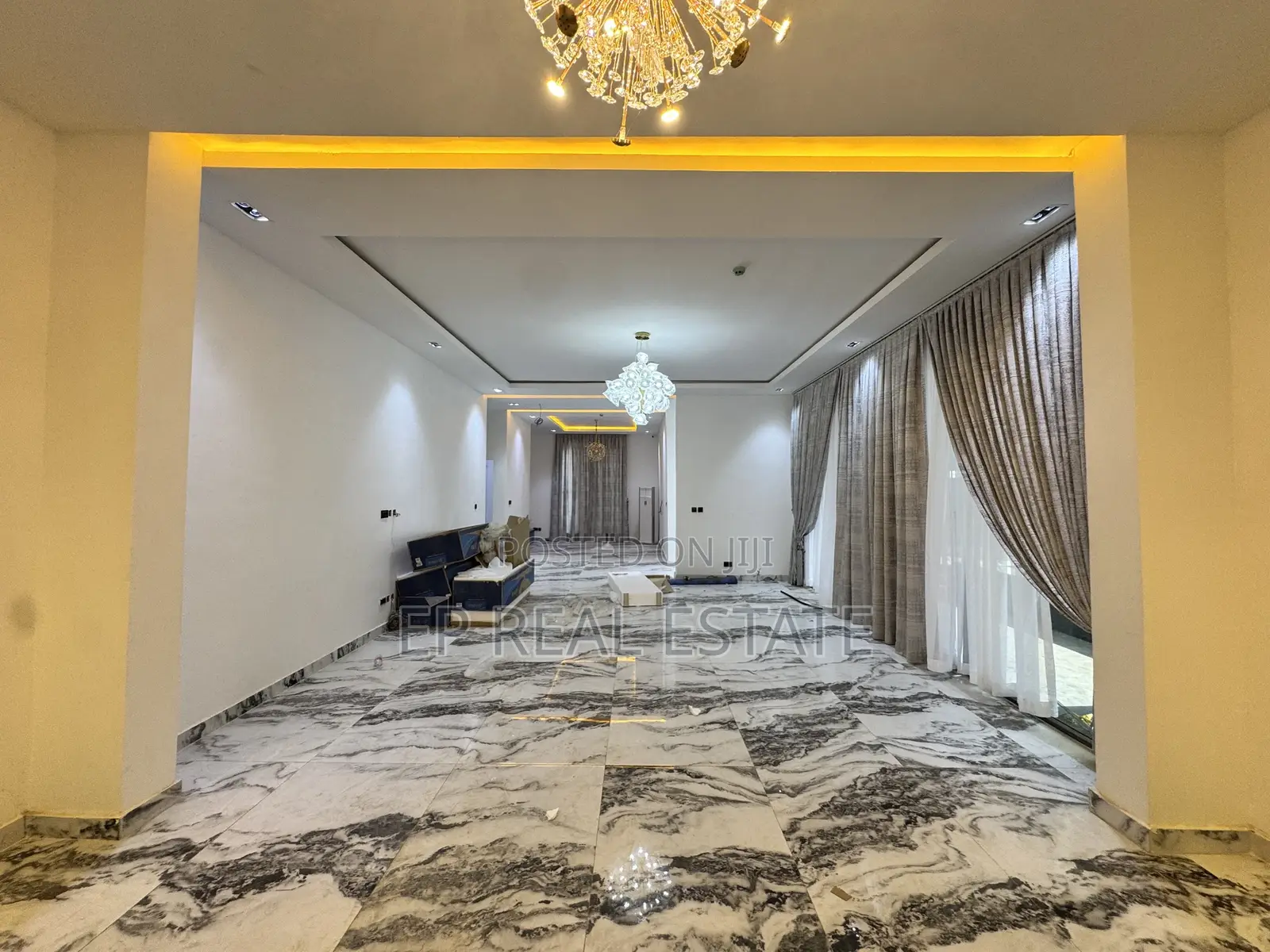 7bdrm Duplex in Asokoro for sale in Asokoro