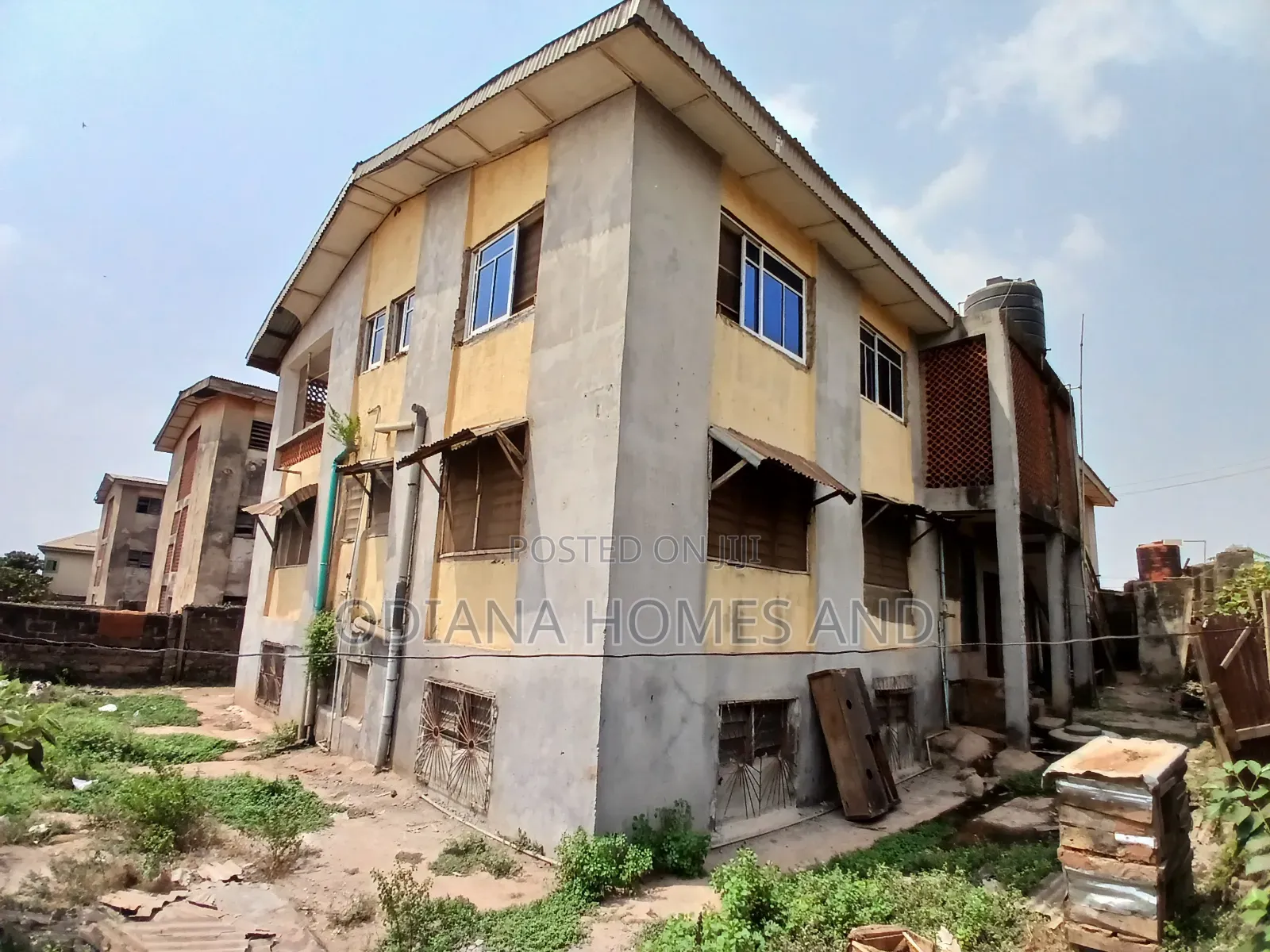 Furnished 15bdrm Block of Flats in Off Olorunsogo Road, for sale in Ibadan