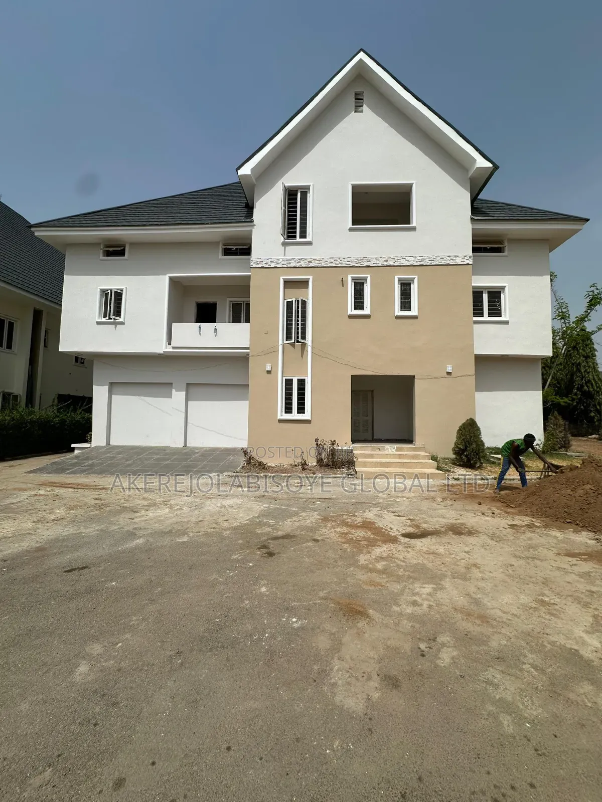 4bdrm Duplex in In An Estate Around for rent in Life Camp