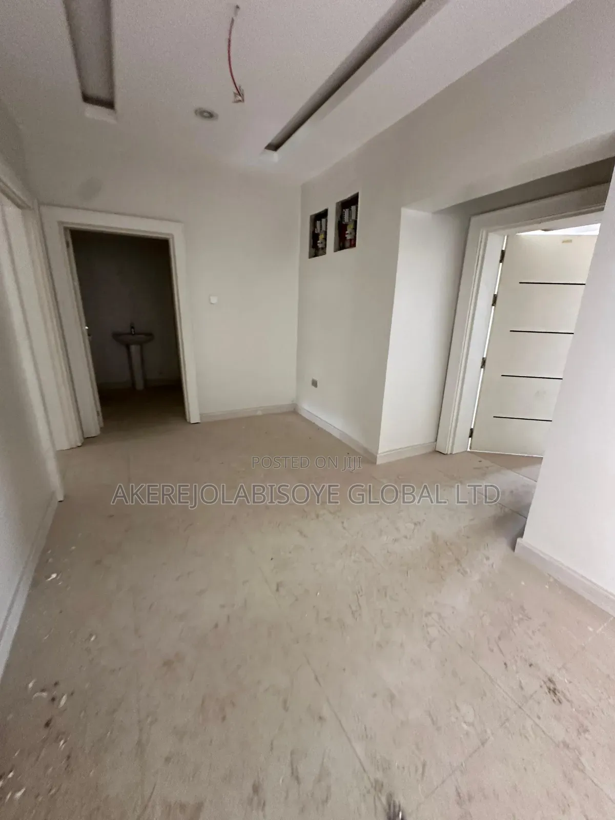 4bdrm Duplex in In An Estate Around for rent in Life Camp