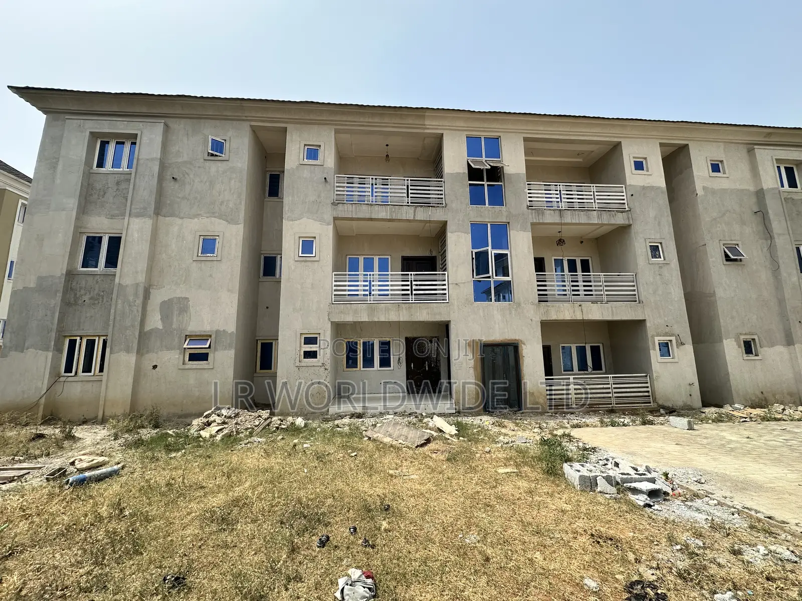 3bdrm Block of Flats in Lugbe District for sale in Lugbe District