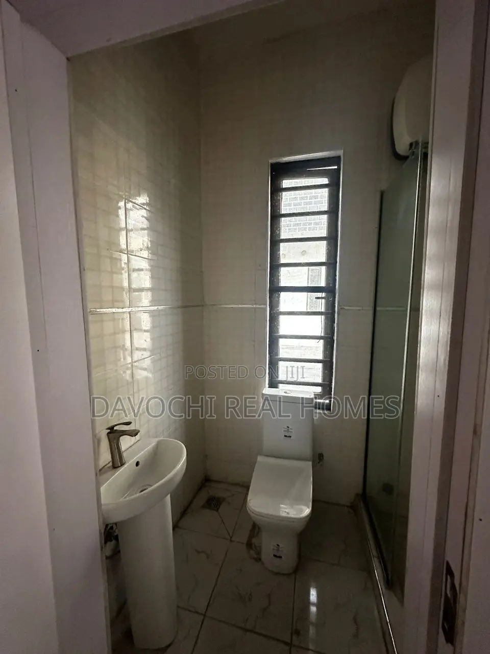 Mini Flat in Orchid Road, Lekki for rent in Lekki Phase 1