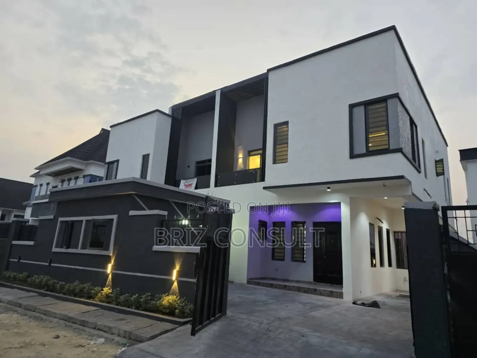4 Bedroom Semi-Detached Duplex With BQ in VGC / Ajah