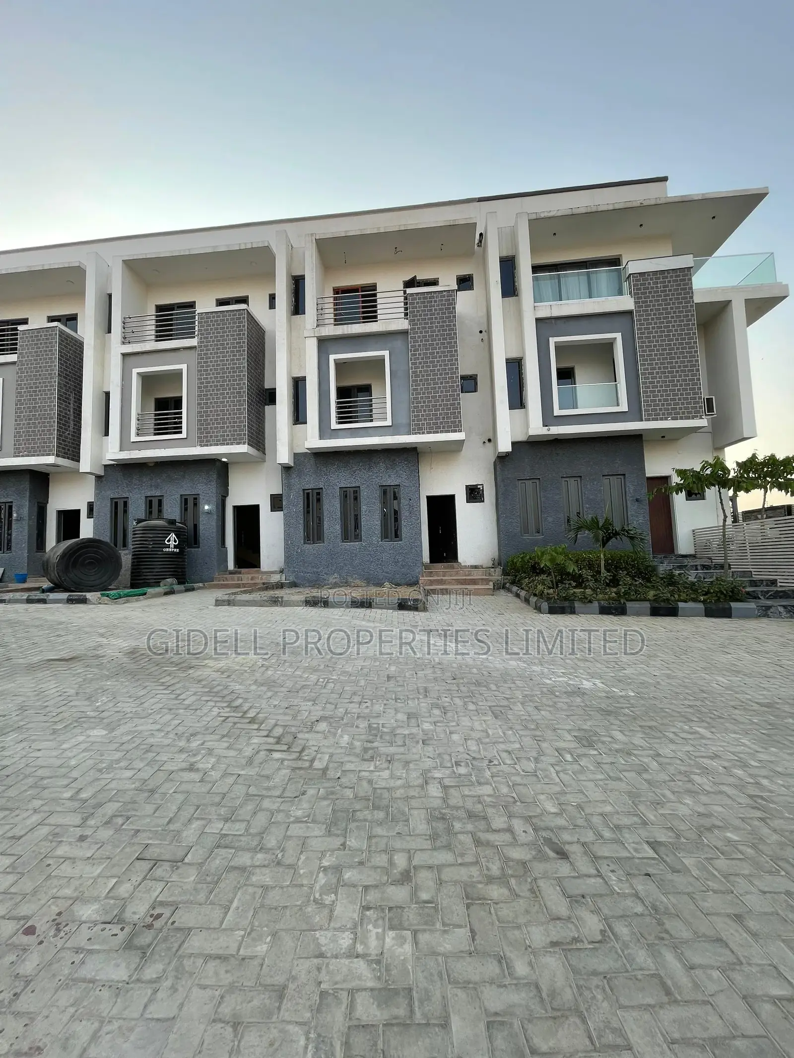 4bdrm Townhouse / Terrace in Asokoro for rent in Asokoro