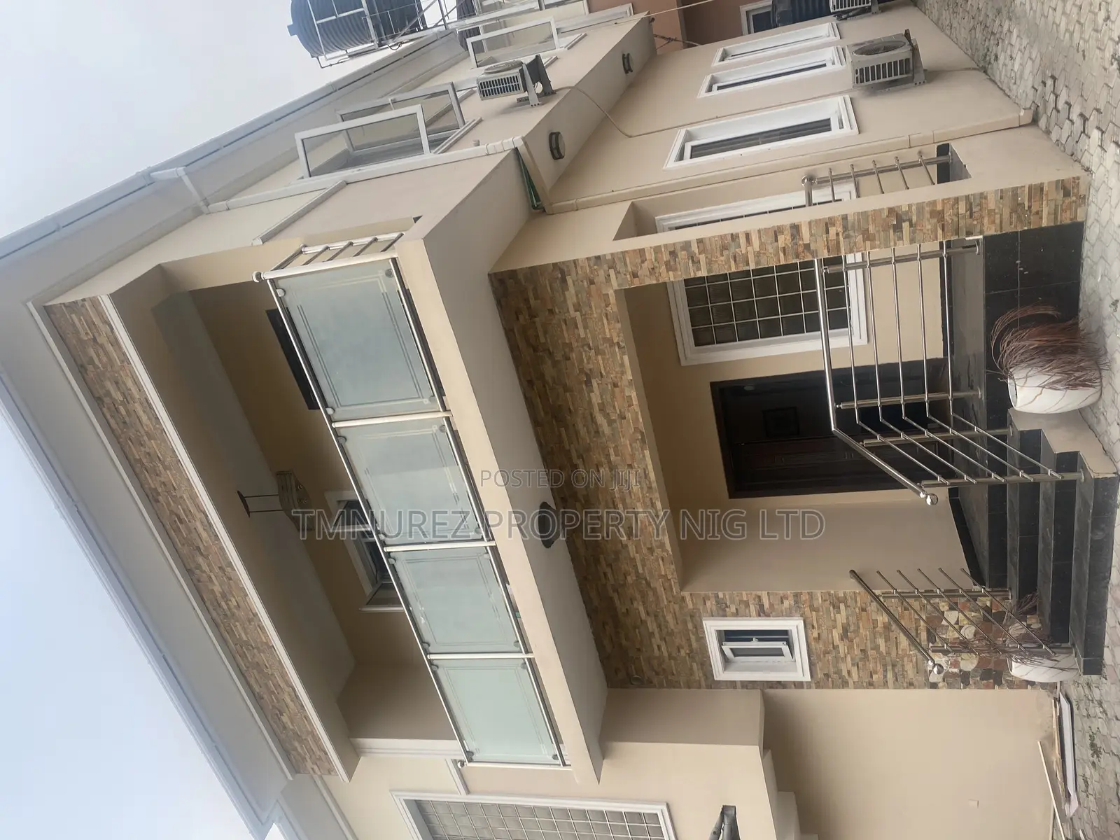 1bdrm Apartment in Chevron, Lekki for rent in Lekki