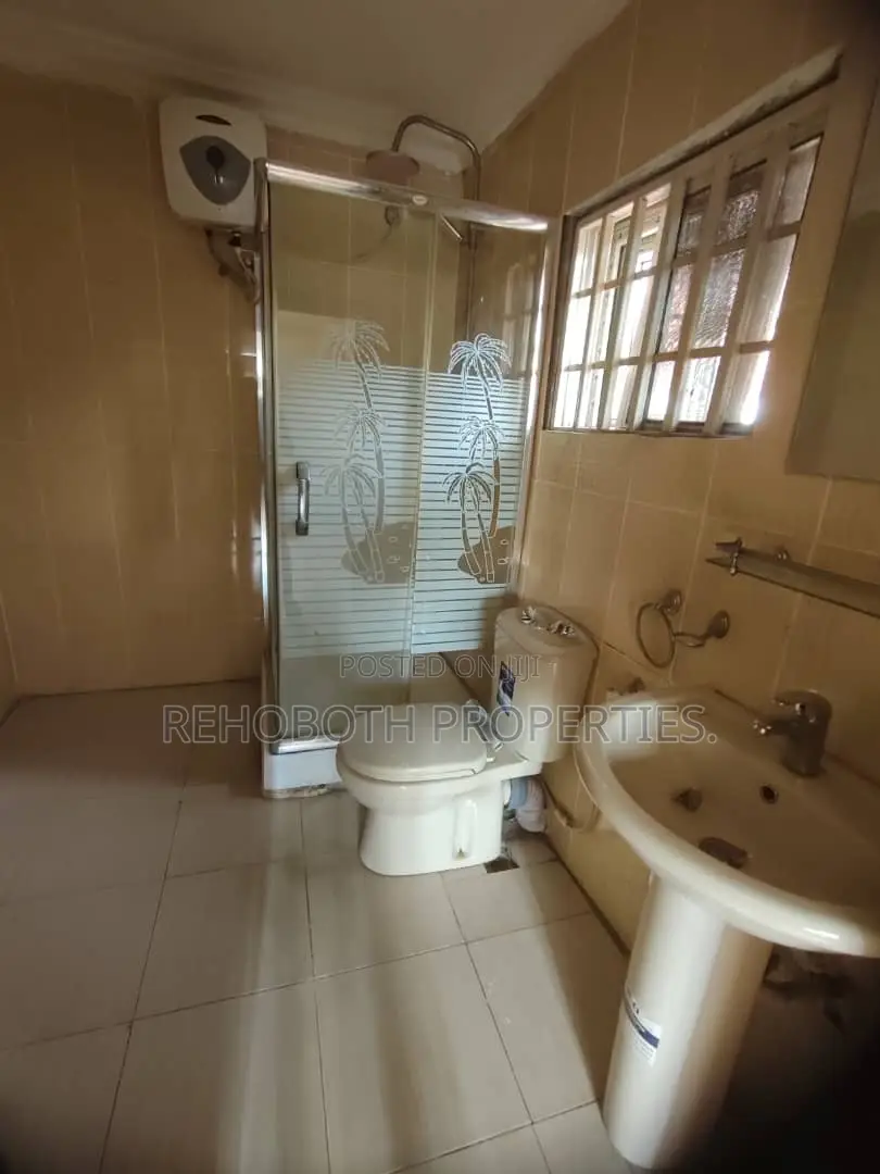 5bdrm Duplex in Ikolaba, Ibadan for rent in Ibadan