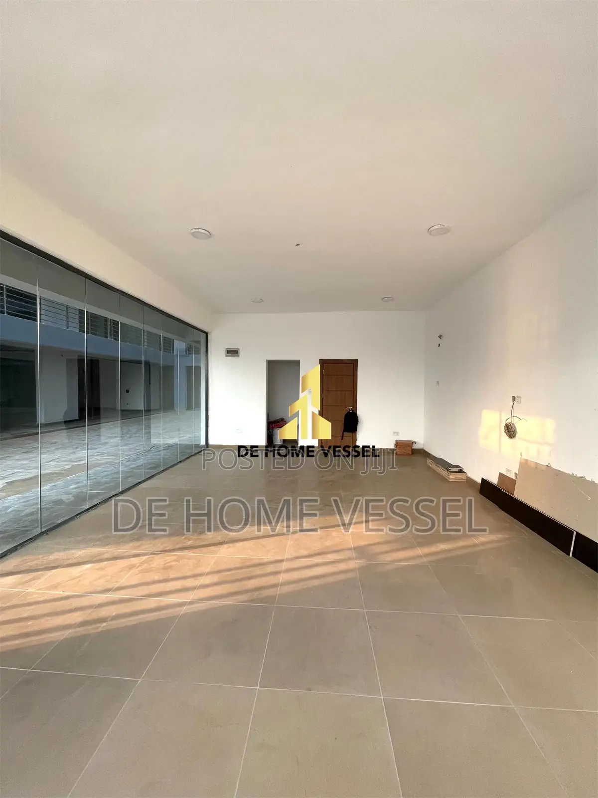 Uniquely Structured Office Spaces/Shops in Lekki Phase 1
