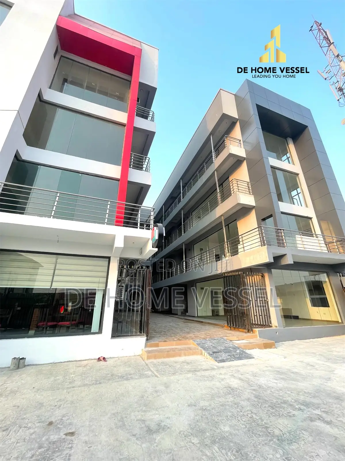 Uniquely Structured Office Spaces/Shops in Lekki Phase 1