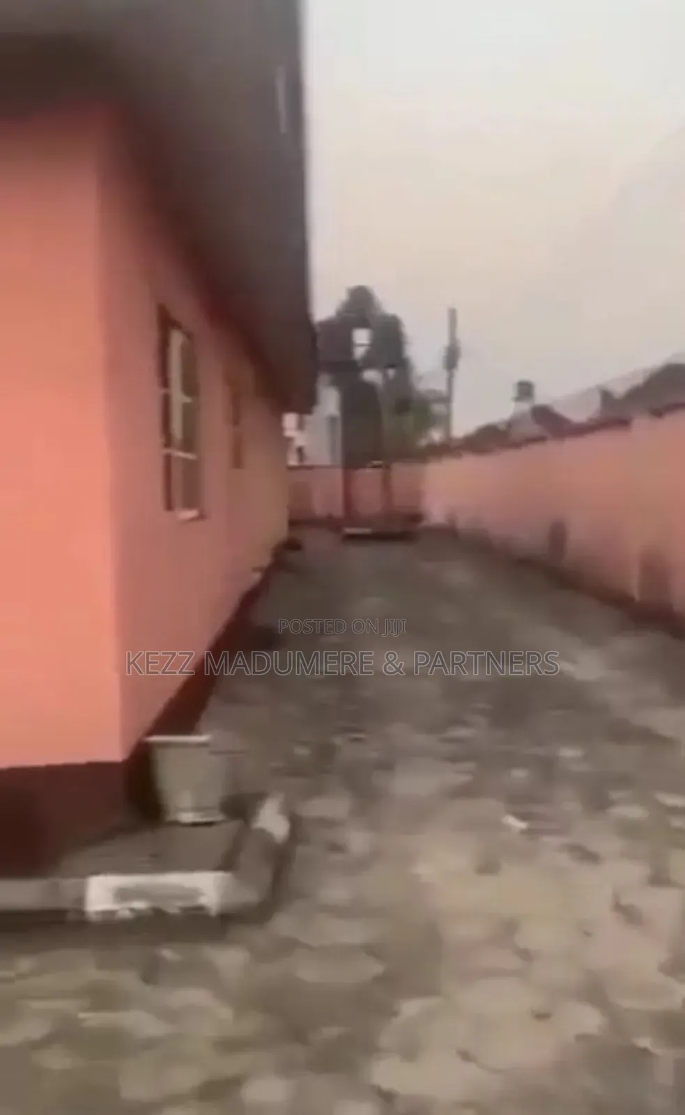 8bdrm Block of Flats in Farm Road 2 , for sale in Port-Harcourt