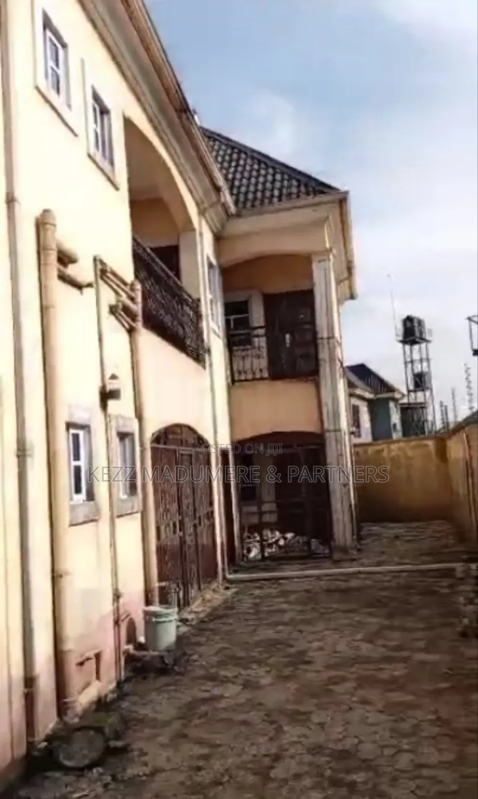 4bdrm Block of Flats in Rumuosi/ Rumuaghulu for sale in Port-Harcourt