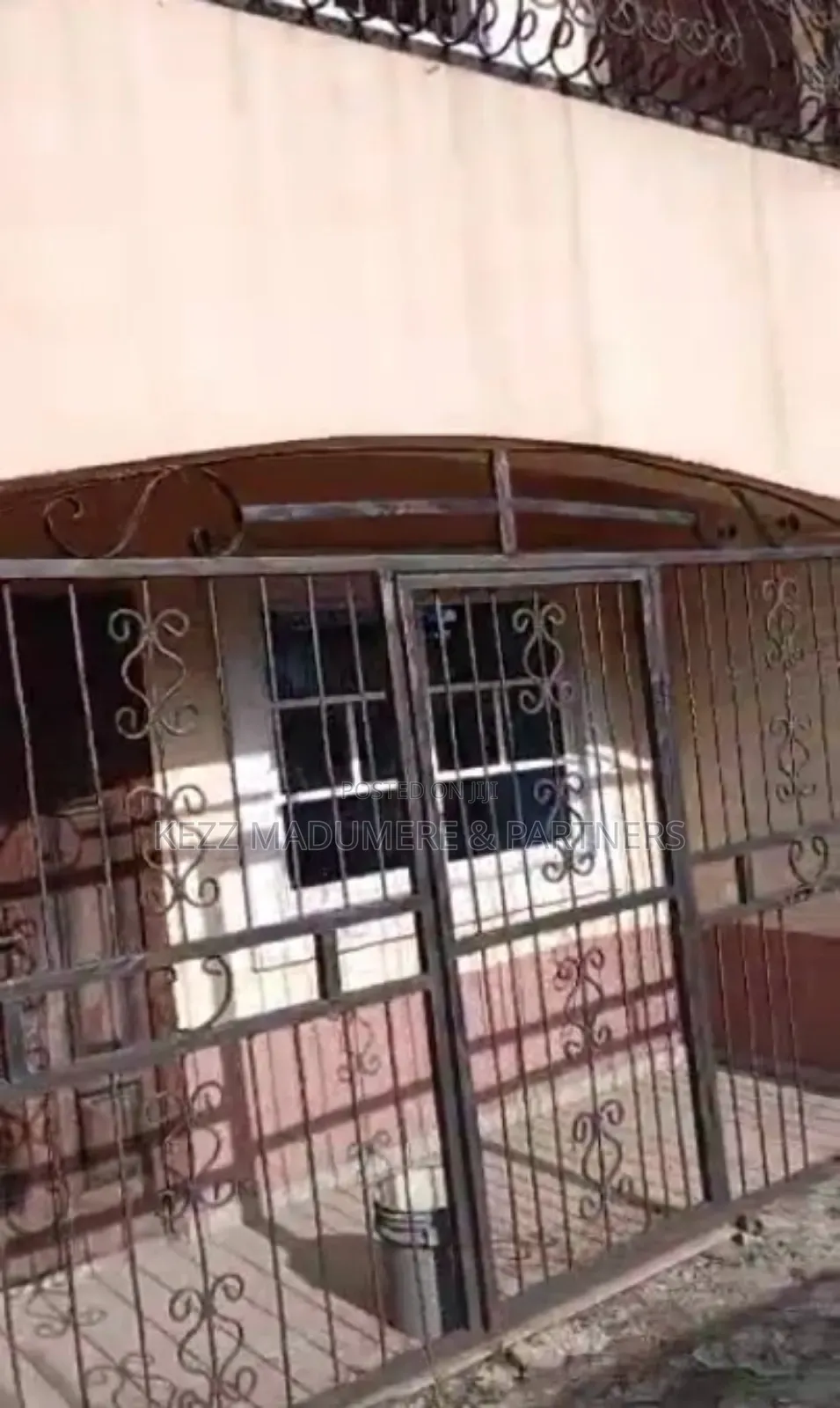 4bdrm Block of Flats in Rumuosi/ Rumuaghulu for sale in Port-Harcourt