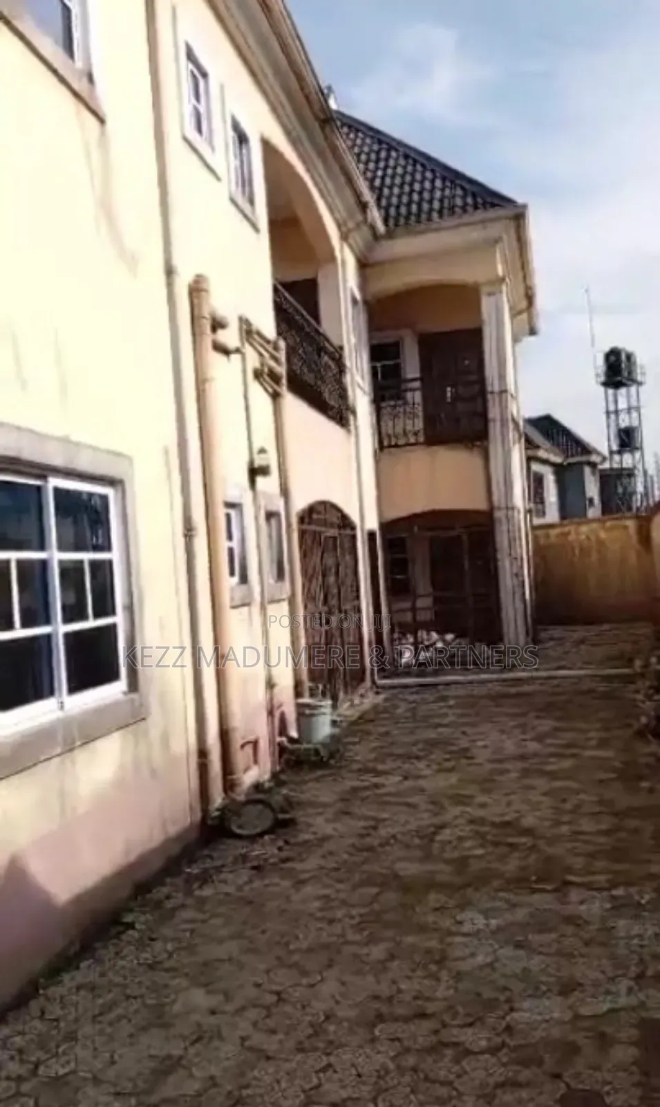 4bdrm Block of Flats in Rumuosi/ Rumuaghulu for sale in Port-Harcourt