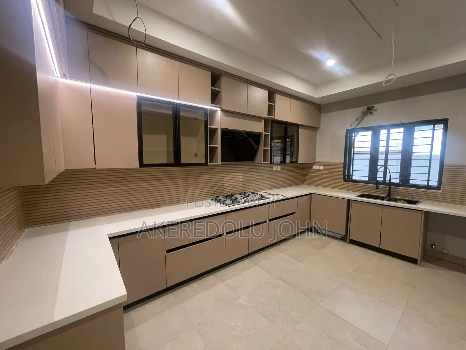 4bdrm Townhouse/Terrace in Life Camp for Sale in Life Camp