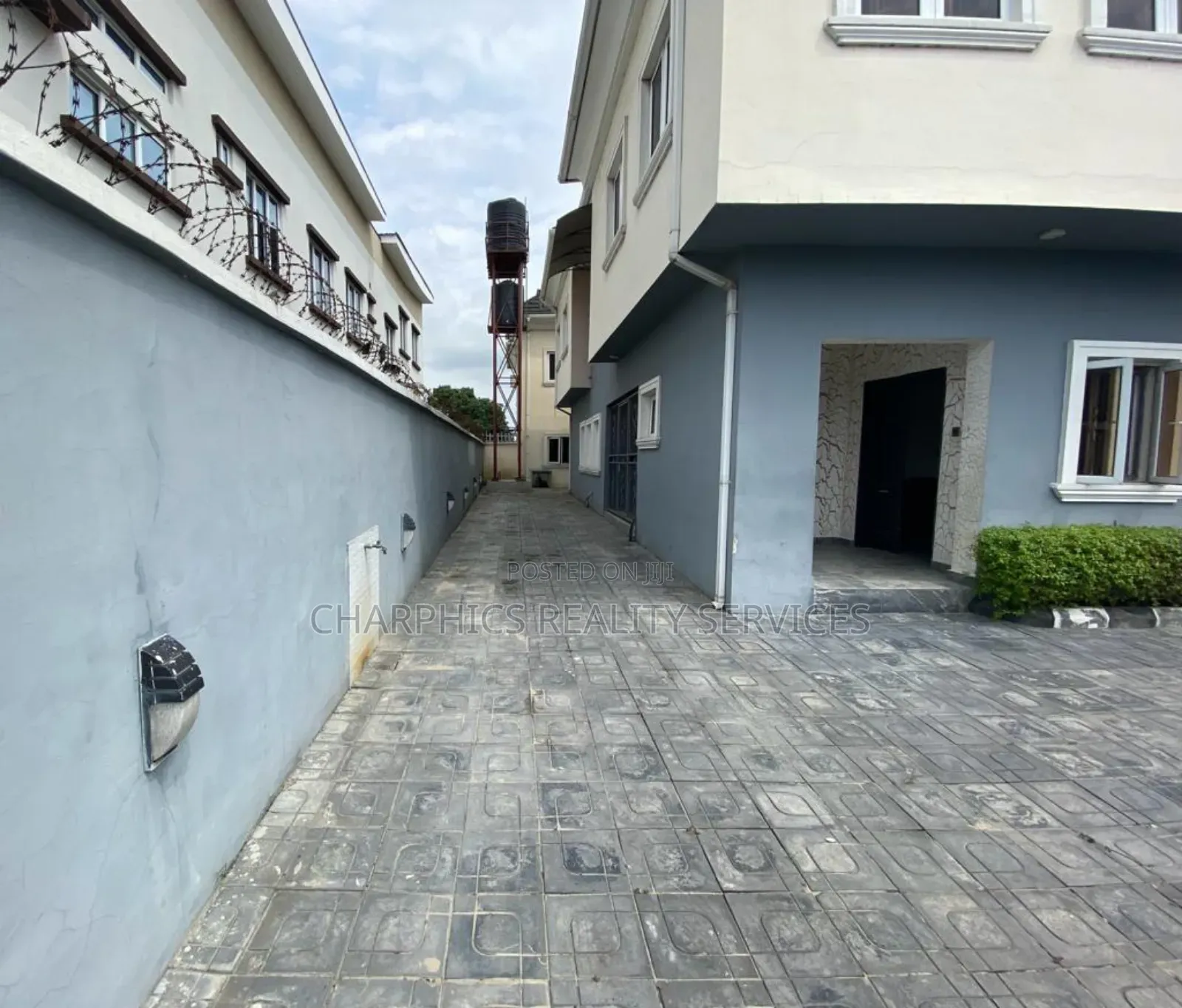 5bdrm Duplex in Ajah for sale in Ajah