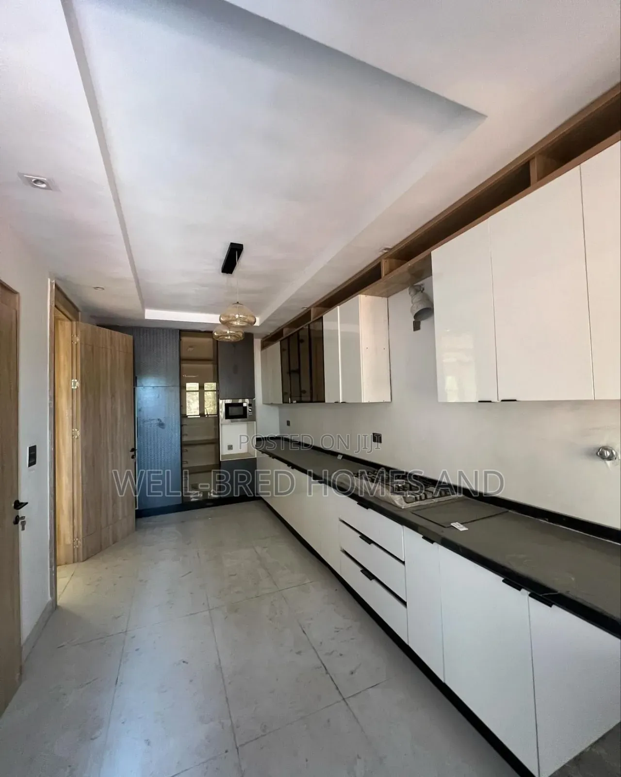 3bdrm Apartment in Victoria Island for sale in Victoria Island