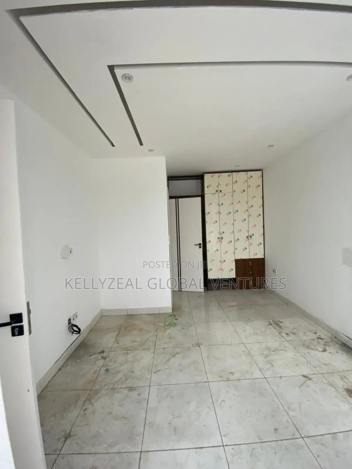 2bdrm Apartment in Ikate for sale in Ikate-Elegushi