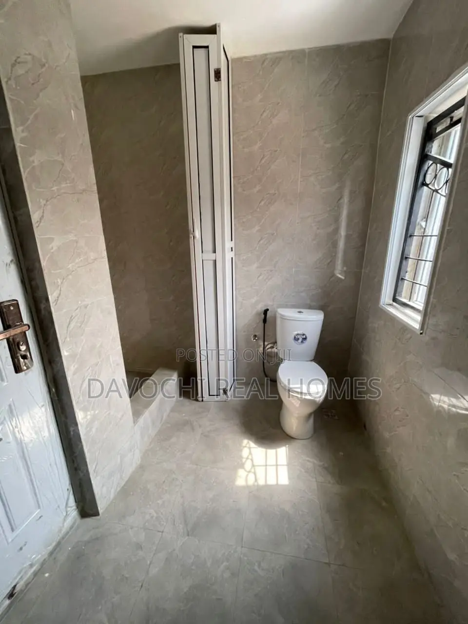 3bdrm Maisonette in Cyberville Estate, for rent in Ikate