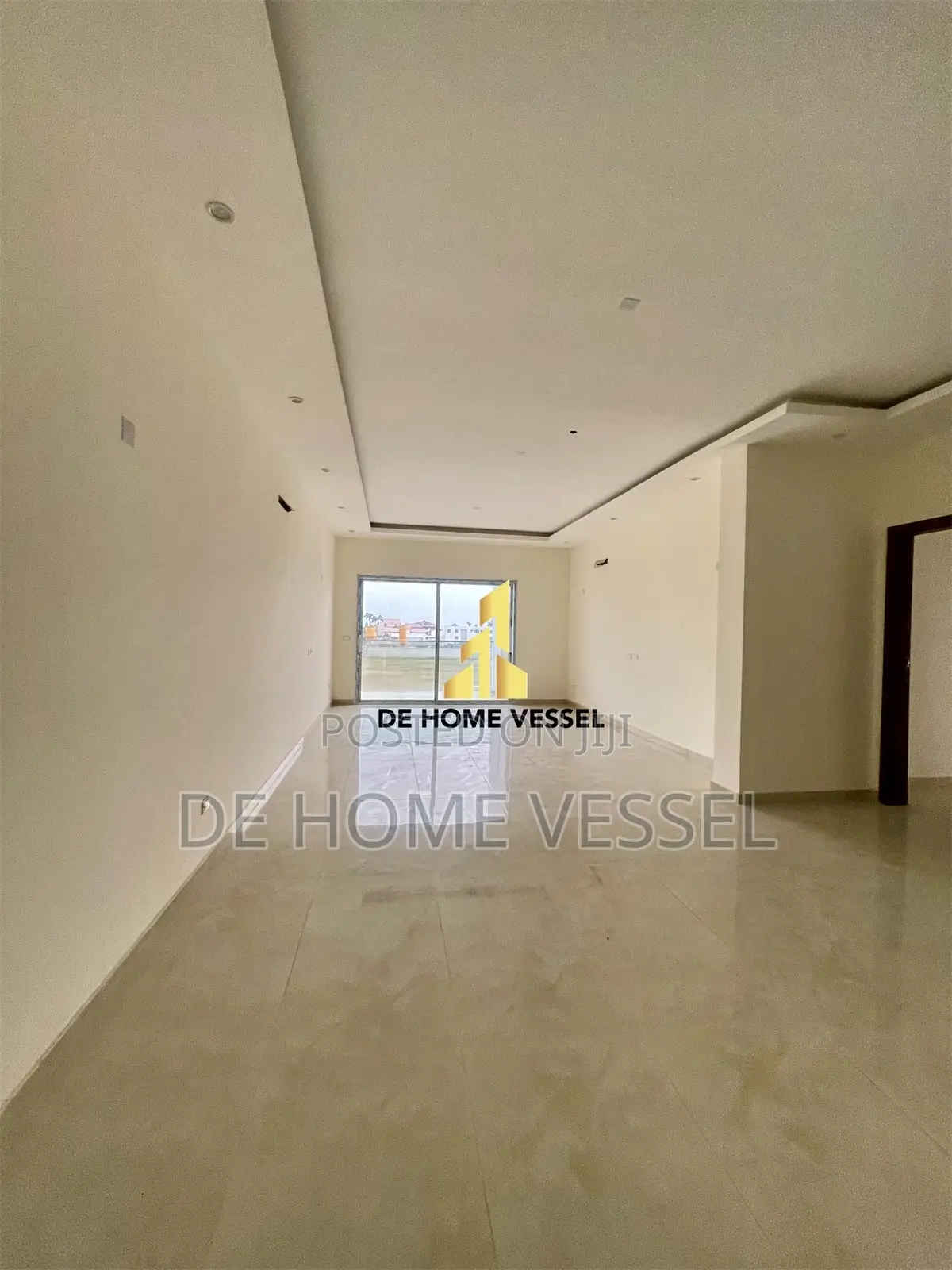 3bdrm Apartment in Victoria Island for sale in Victoria Island