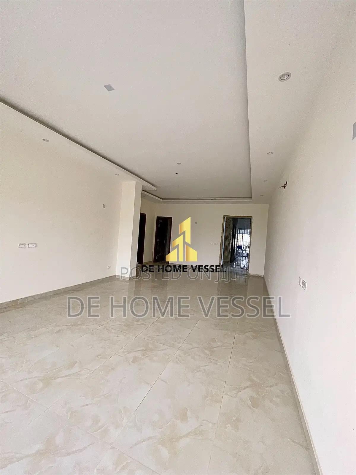 3bdrm Apartment in Victoria Island for sale in Victoria Island
