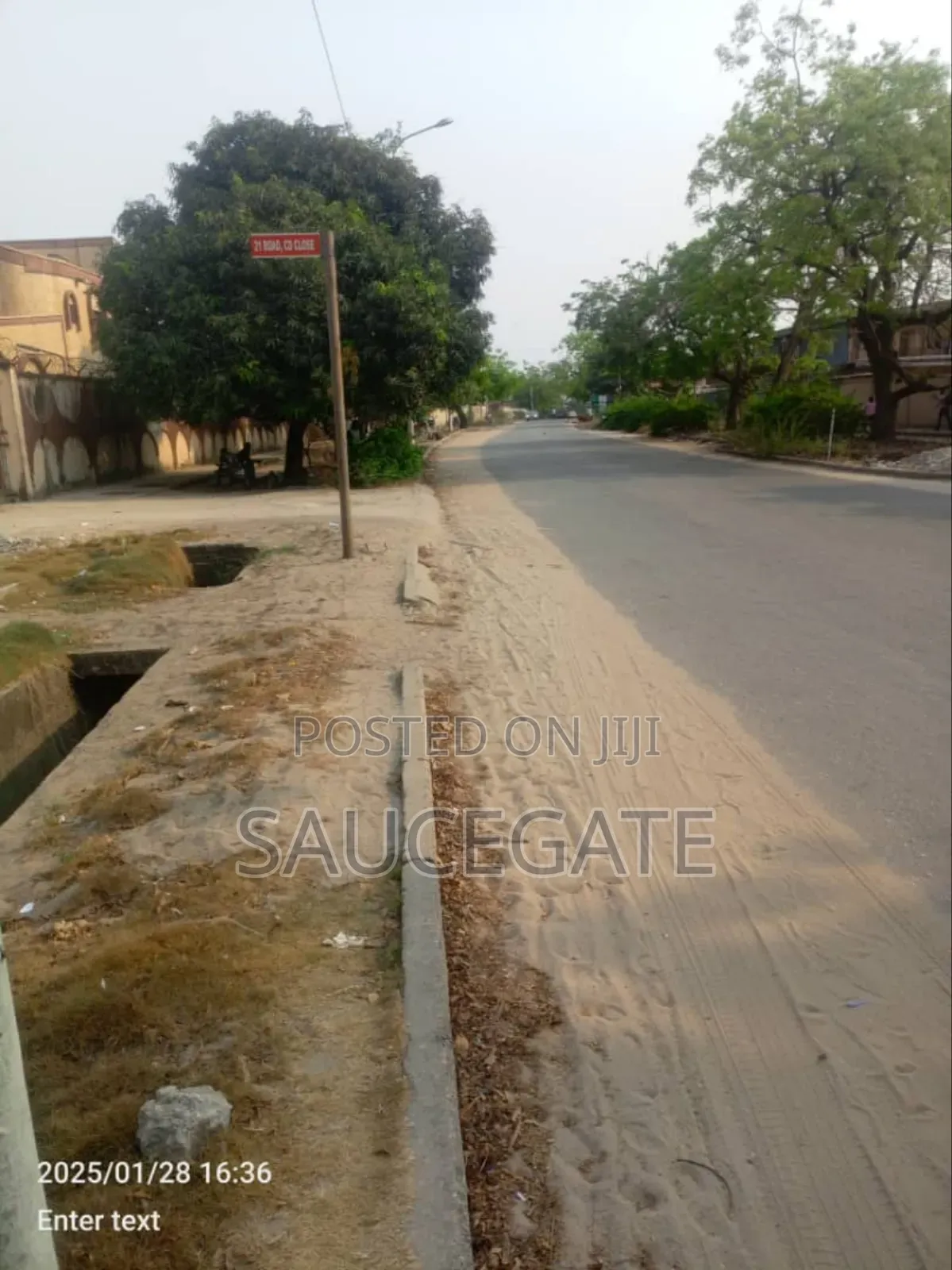 Land for Sale Festac 850sq and Corner Peice Facing the Road in Festac