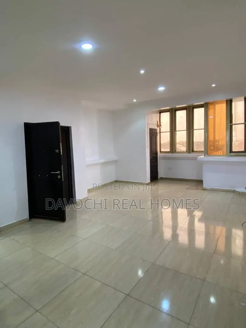 4bdrm Apartment in Osapa London for rent in Osapa london