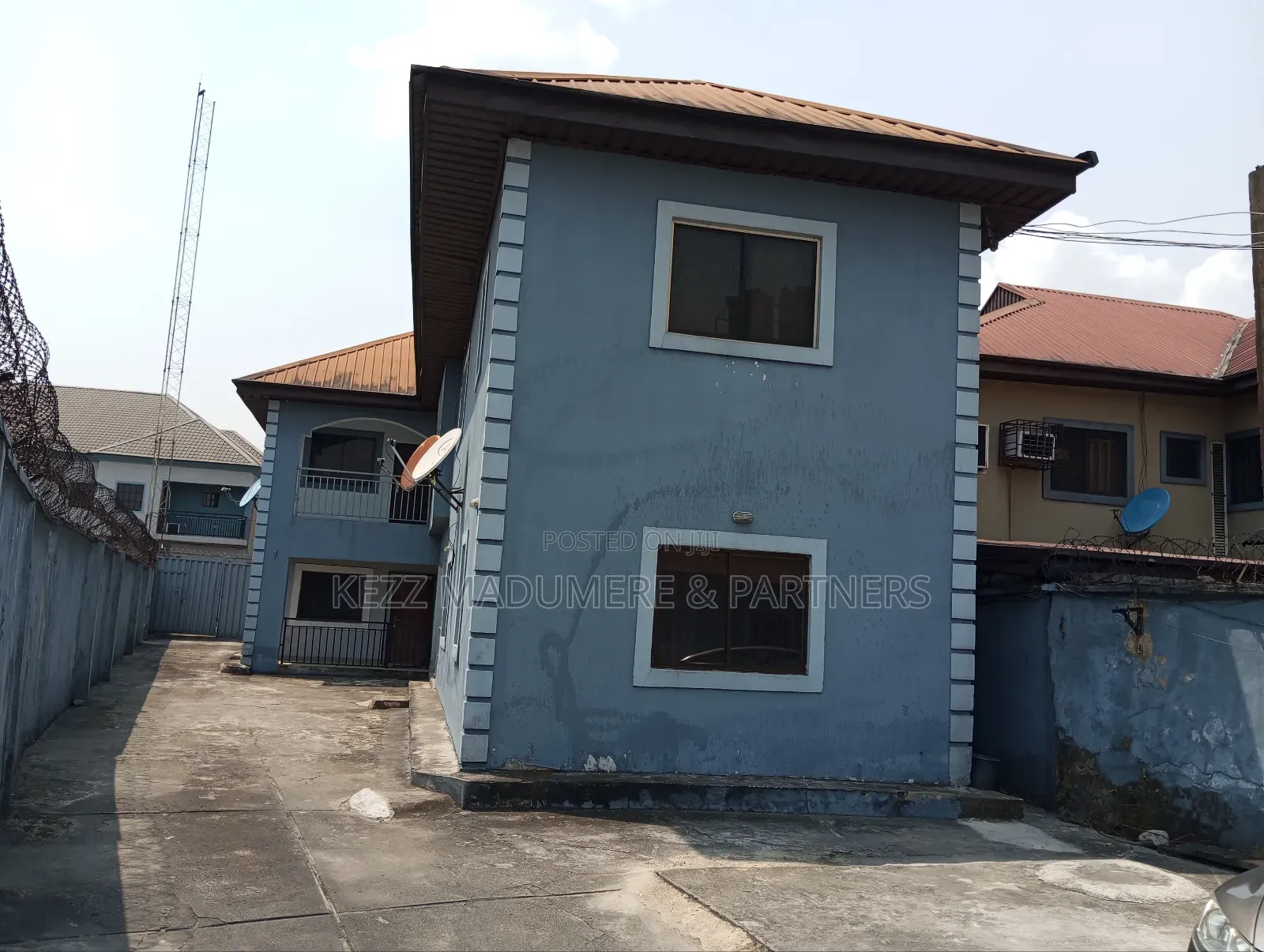 4bdrm Block of Flats in Off Mummy B Road,, Port-Harcourt for sale in Port-Harcourt