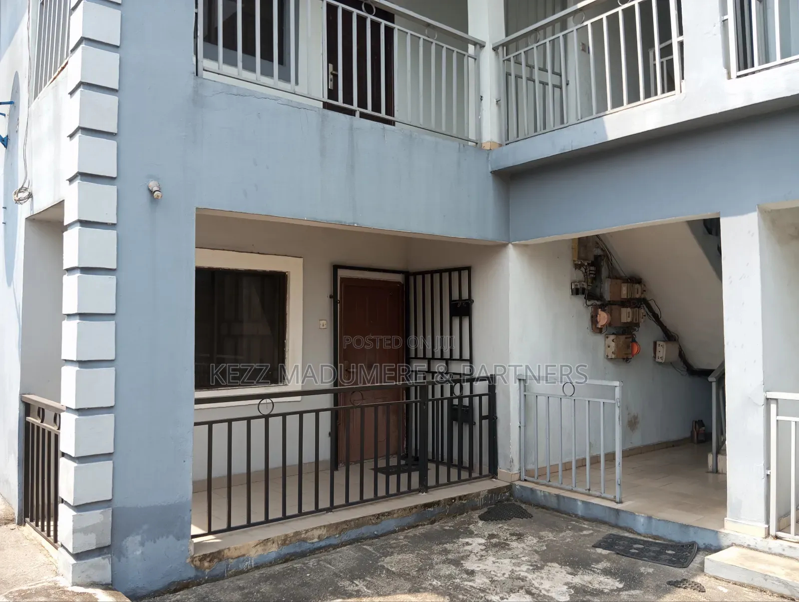 4bdrm Block of Flats in Off Mummy B Road,, Port-Harcourt for sale in Port-Harcourt
