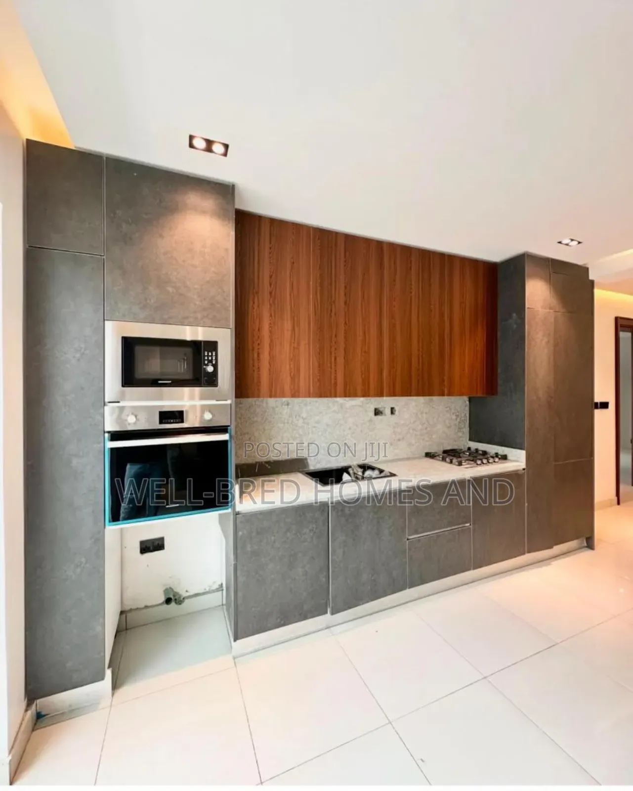 2bdrm Apartment In Lekki Phase 1 For Sale in Lekki Phase 1