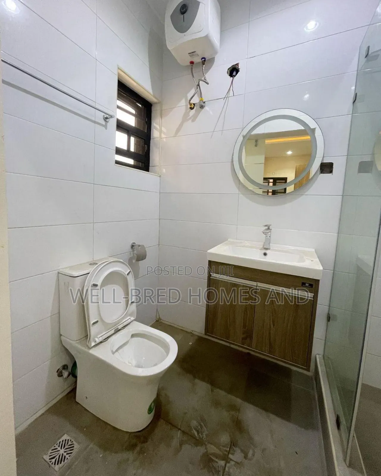 2bdrm Apartment In Ikate For Sale in Ikate