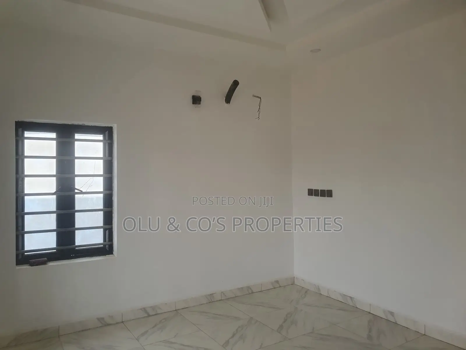 4bdrm Duplex in An Estate Along, Lugbe District for rent in Lugbe District