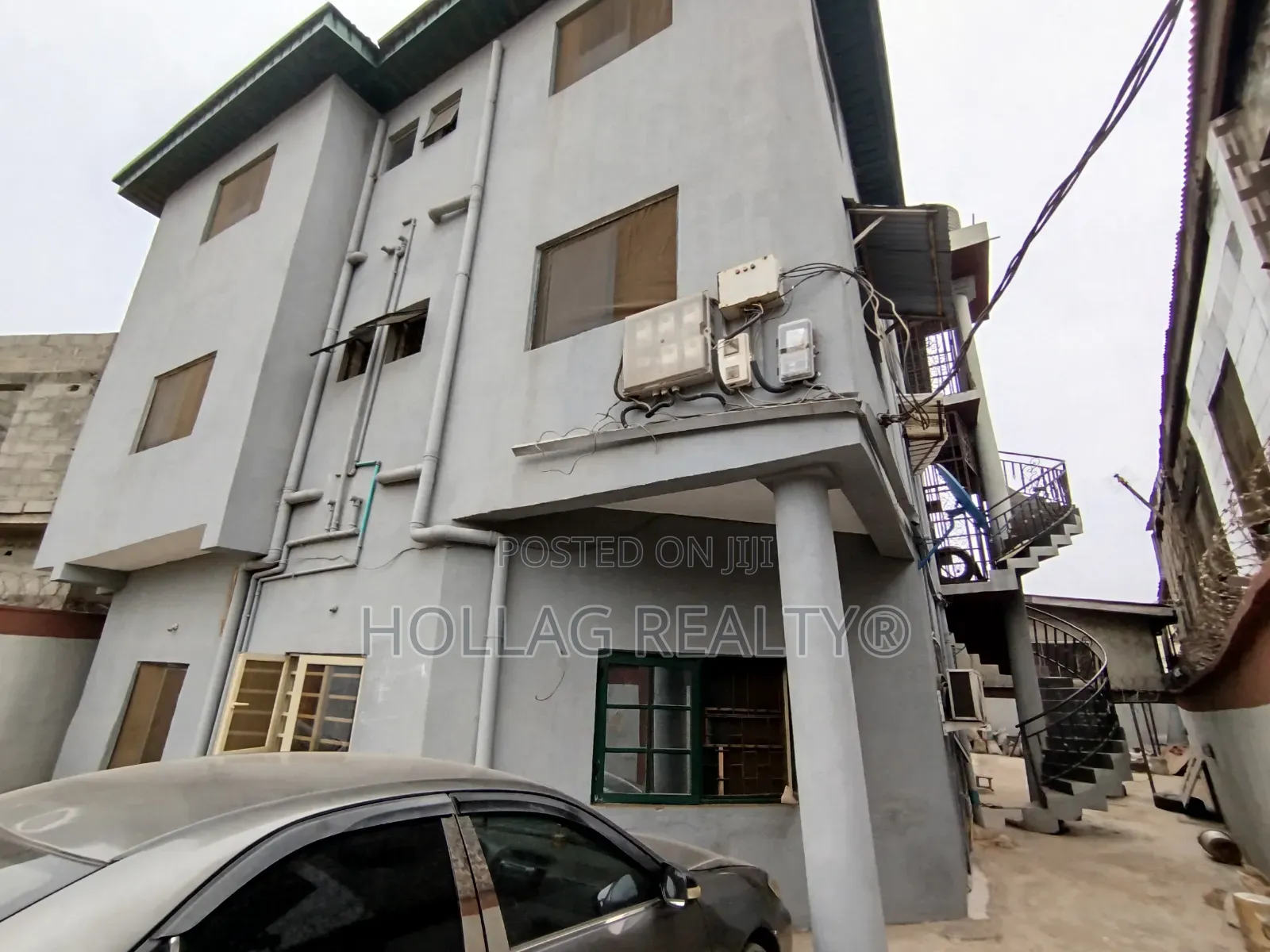 2bdrm Block of Flats in Oworonshoki / Shomolu for sale in Oworonshoki / Shomolu